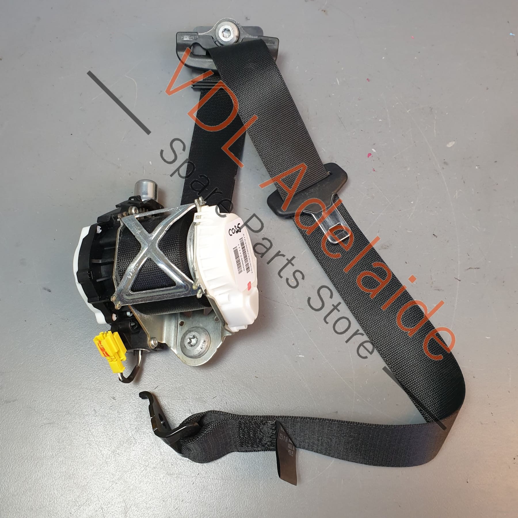 Mercedes W164 Rear Right Seatbelt A1648602385