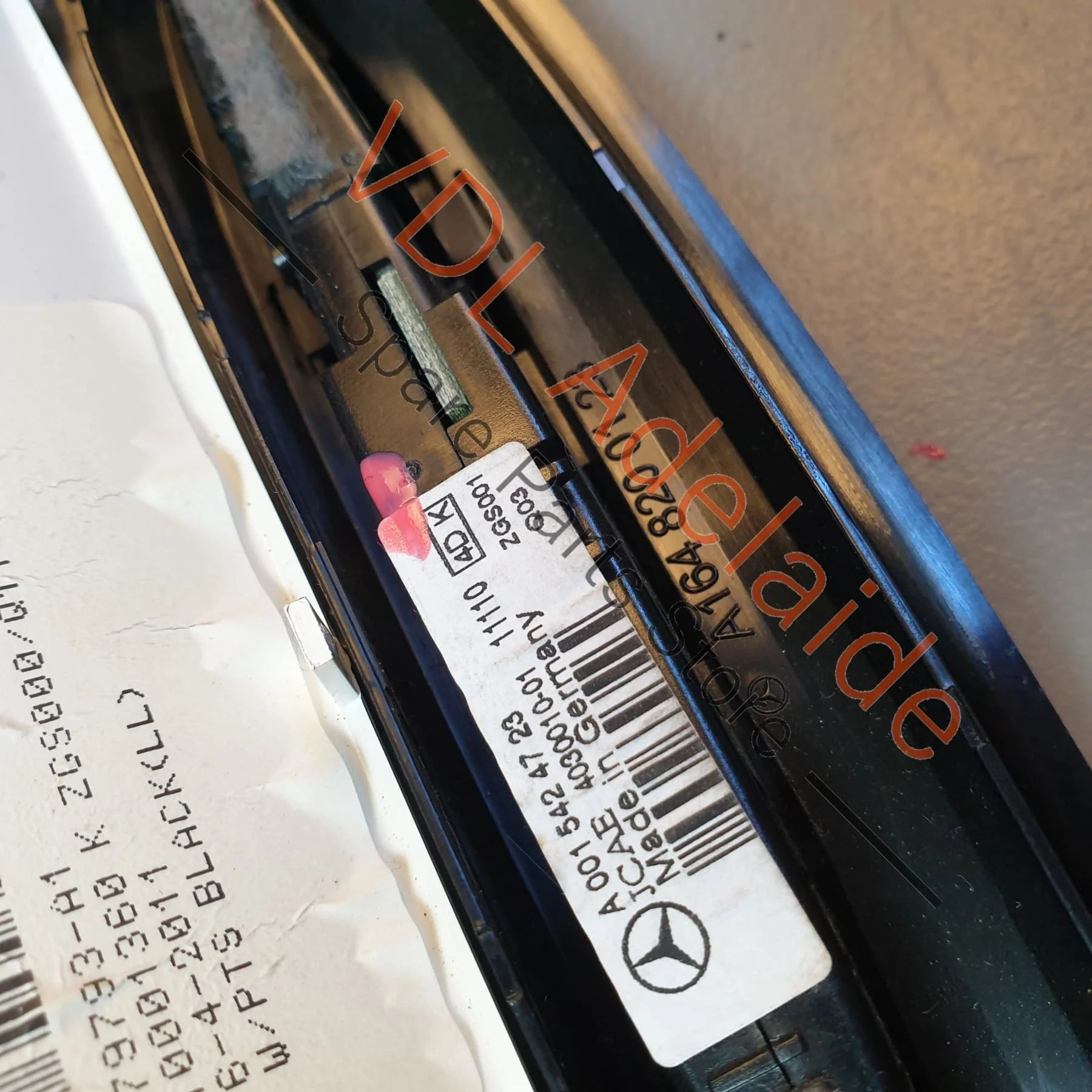 Mercedes W164 Black Interior Dome Reading Light for Rear Passengers A0015424723 - Image 7