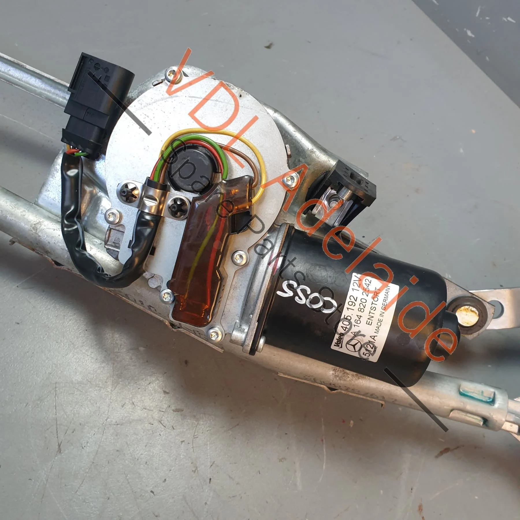 Mercedes W164 Front Windscreen Wiper Motor Mechanism Linkages A1648201240 - Image 2