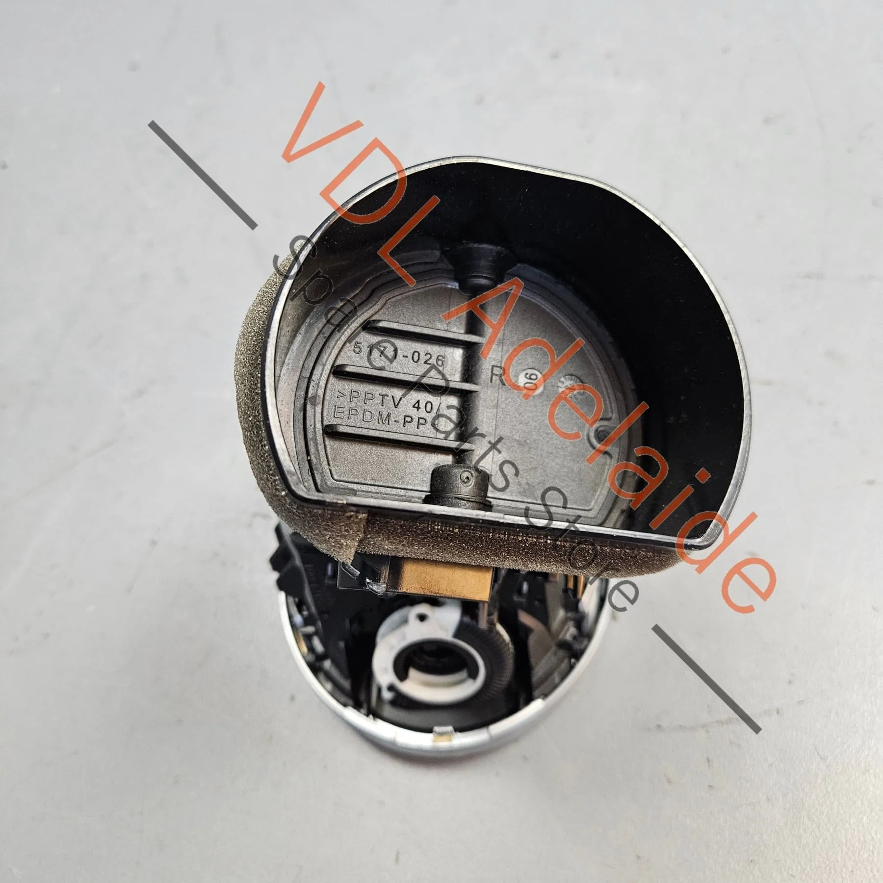 Mercedes ML350 ML500 ML63 W164 Right Side Dashboard Air AC Vent A1648302054 2005-2011 - Image 2