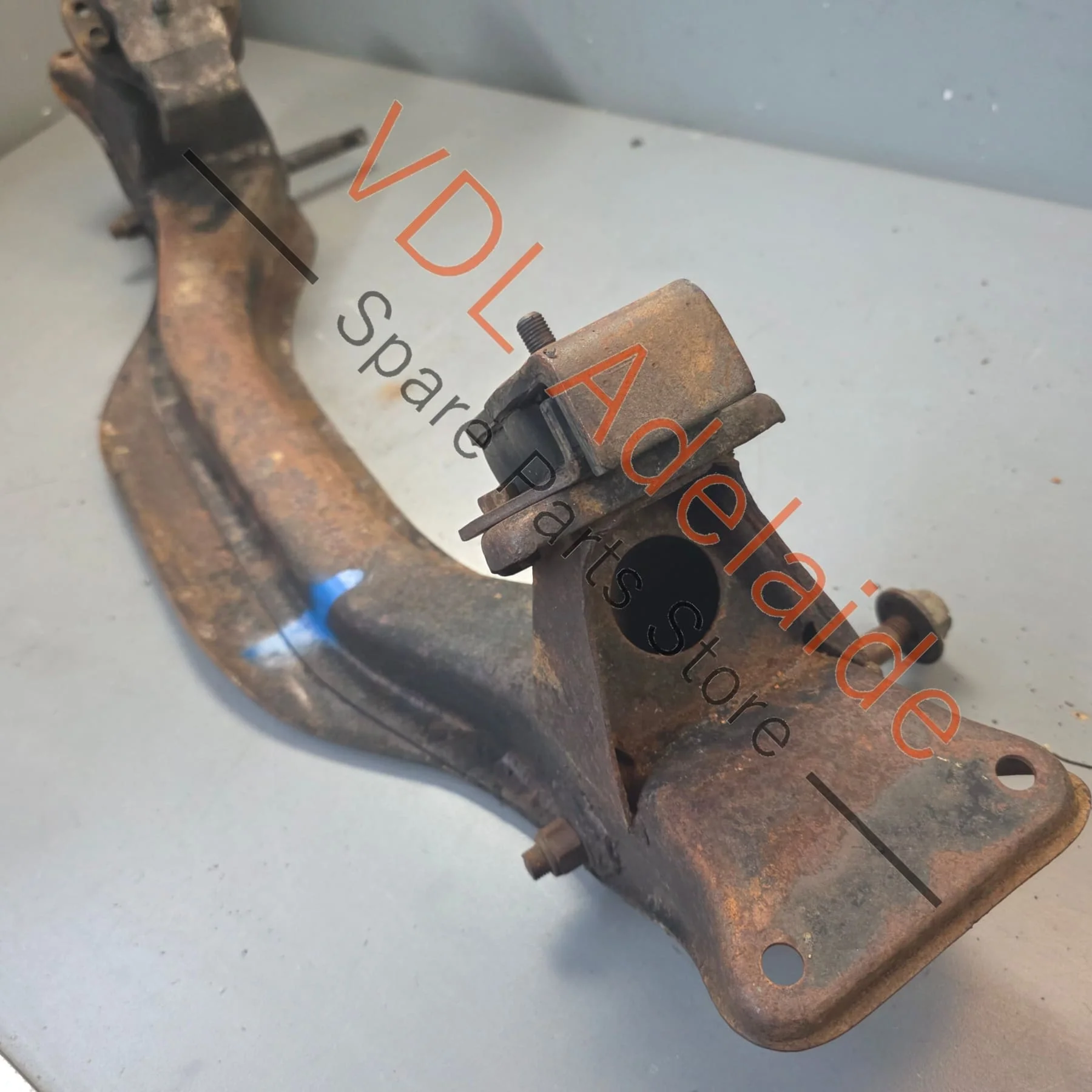 Datsun 1600 510 Bluebird 1968-1972 Front Engine Crossmember With Control Arm Mounting Rods - Image 3