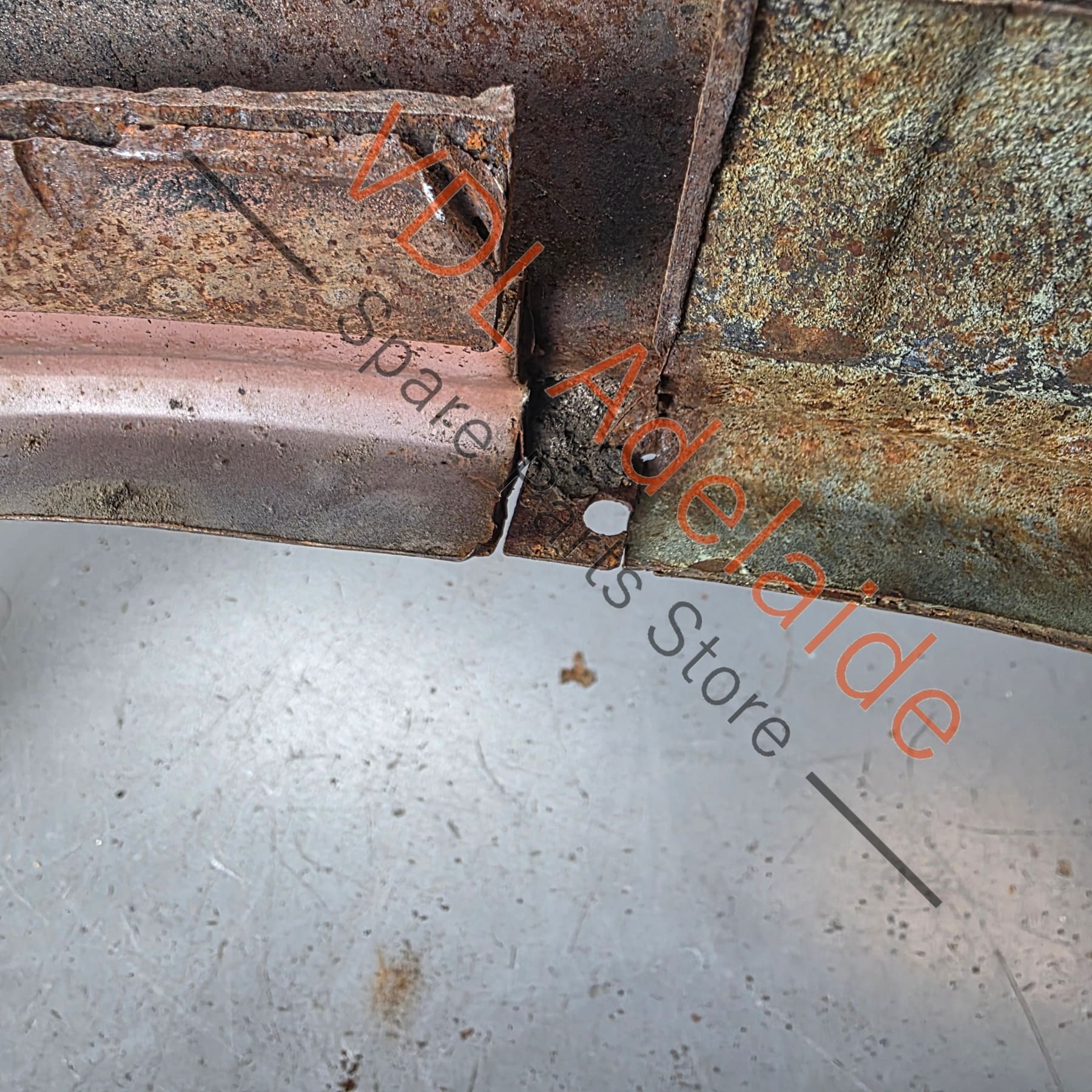 Datsun 1600 510 Bluebird 1968-1972 Right Side Wheel Arch Rust Repair Section Outer Skin with Spot weld seam - Image 4