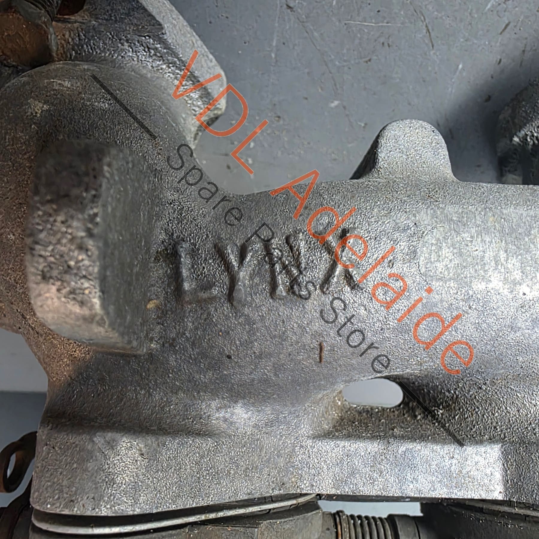 Solex Carburettor with Lynx Manifold suit Datsun L16 L18 L20, requires overhaul. Made in Japan by Minuki - Image 7