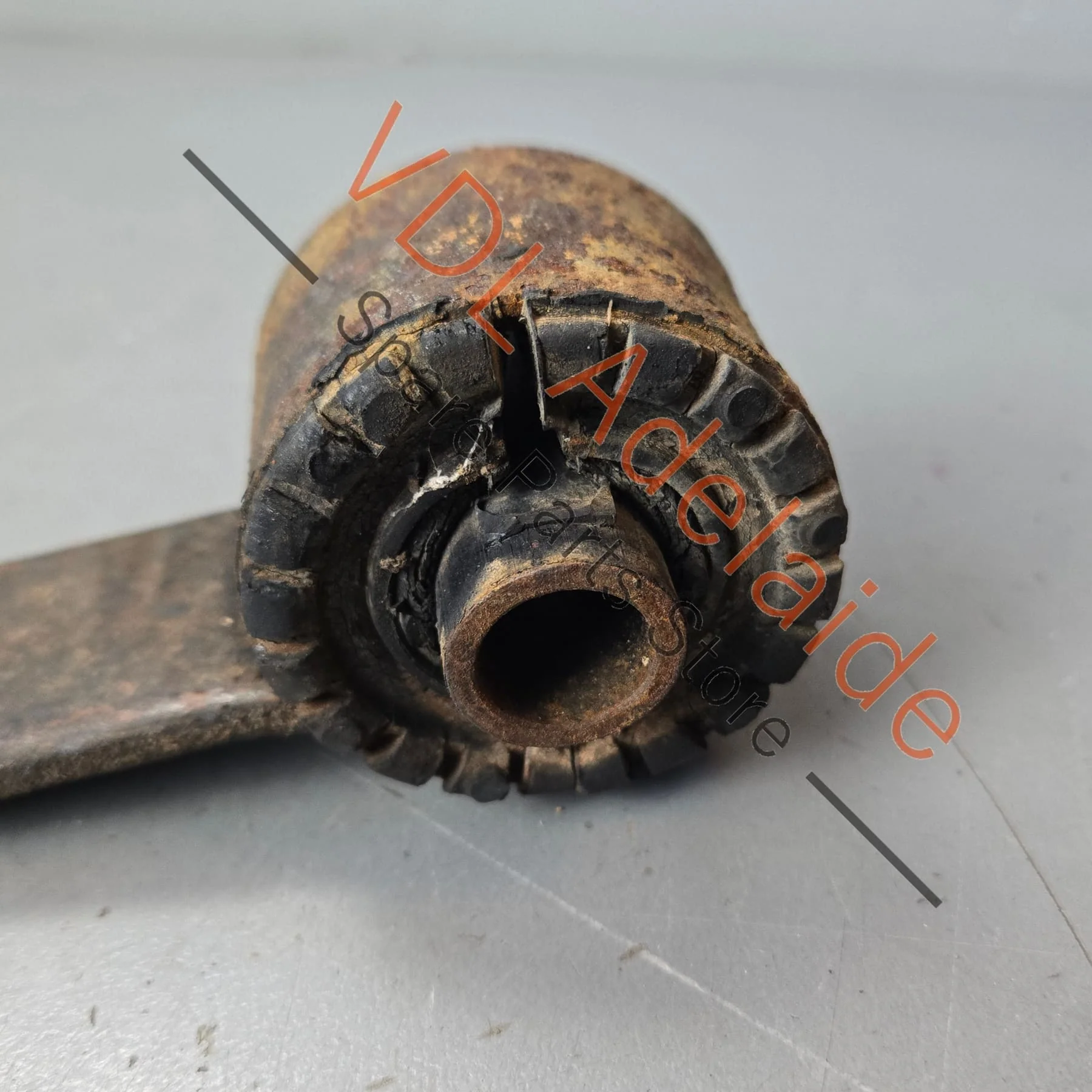 Datsun 1600 510 Original Rear Differential Mounting Moustache Bar Bracket for R160 R180 #01 - Image 3
