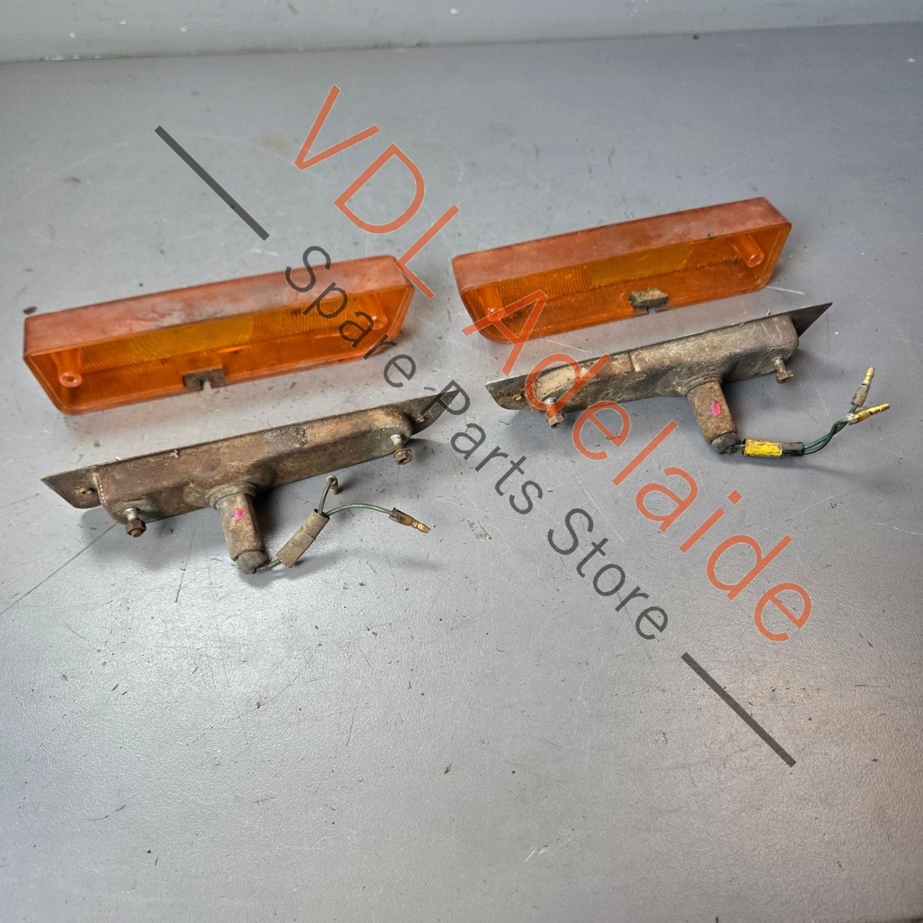 Datsun 510 1600 SSS American Type Front Indicator set Genuine Original - Image 3