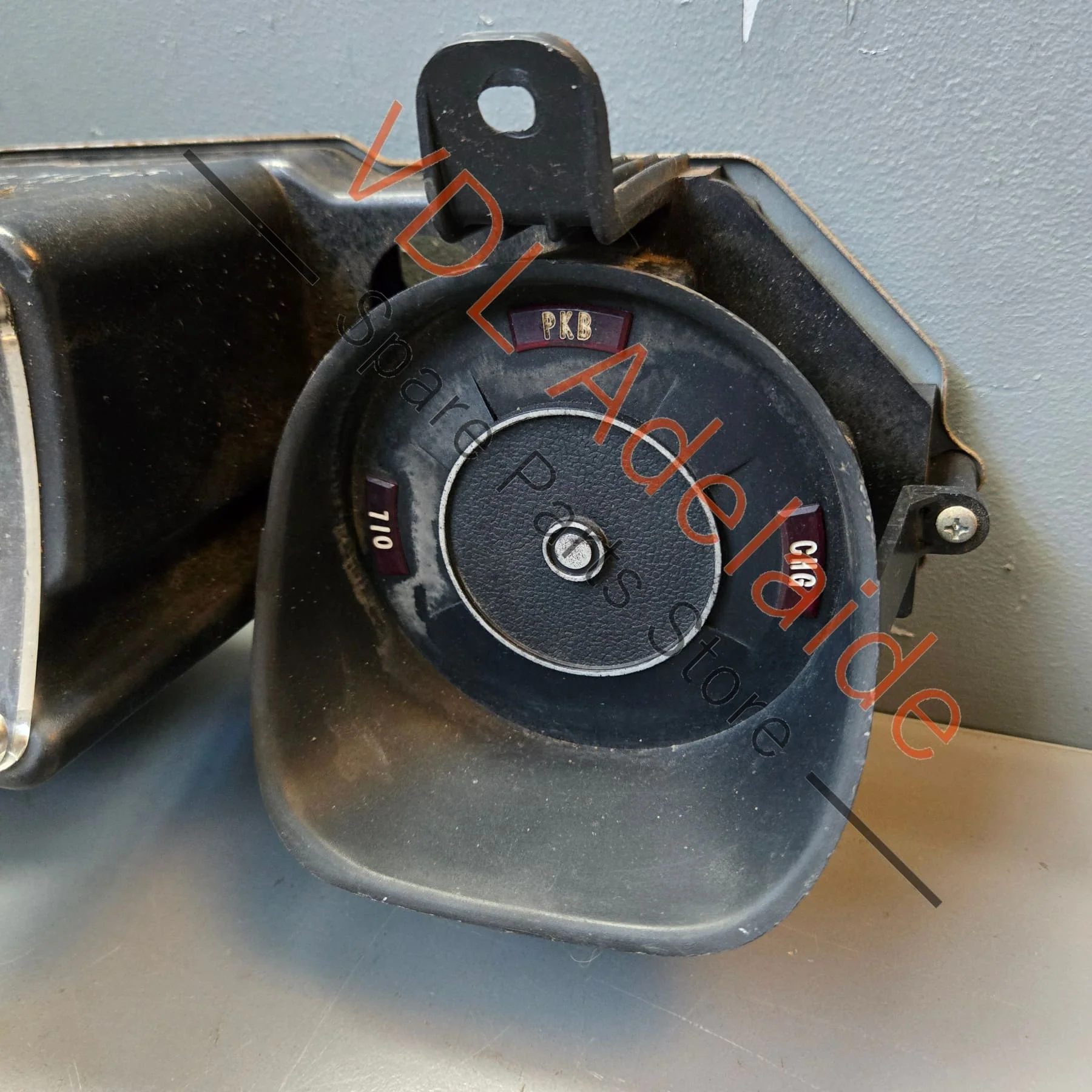 Datsun 1600 510 1970-1972 Original 120 MPH Dashboard Gauge Cluster - Image 4