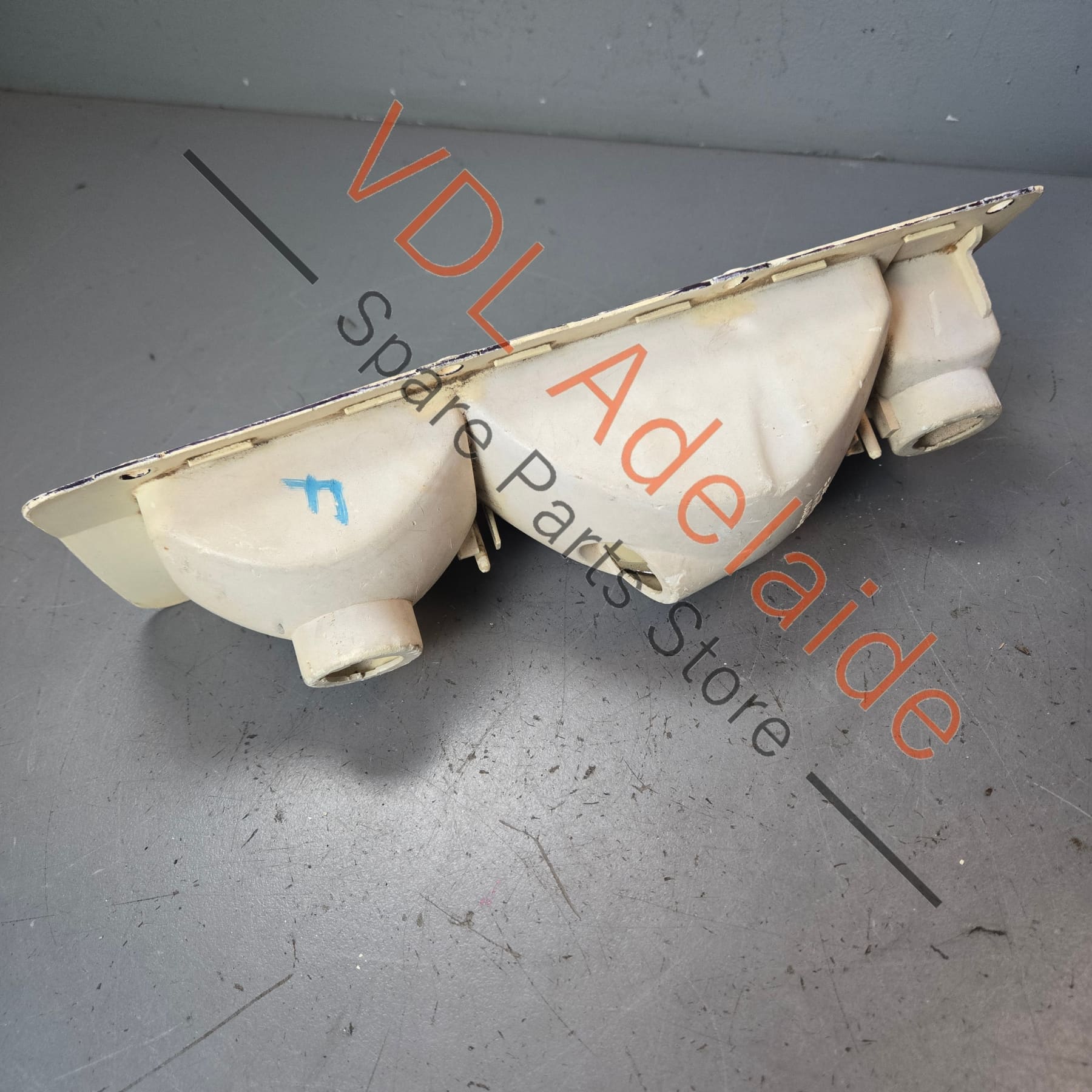 Datsun 1600 510 Rear Right Tail Light Backing Back Housing Bulb Holder - Image 4