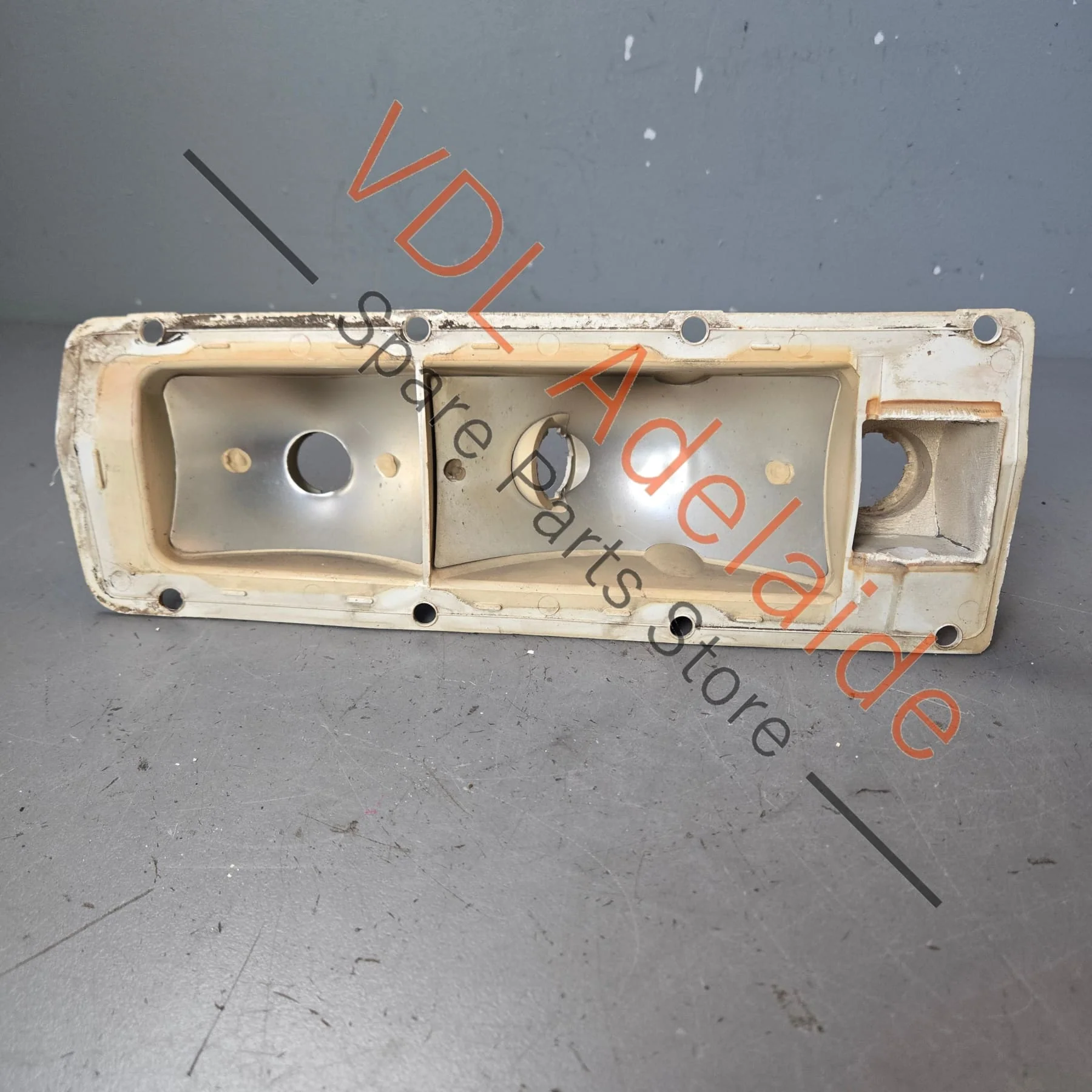 Datsun 1600 510 Rear Left Tail Light Backing Back Housing Bulb Holder #02 - Image 3