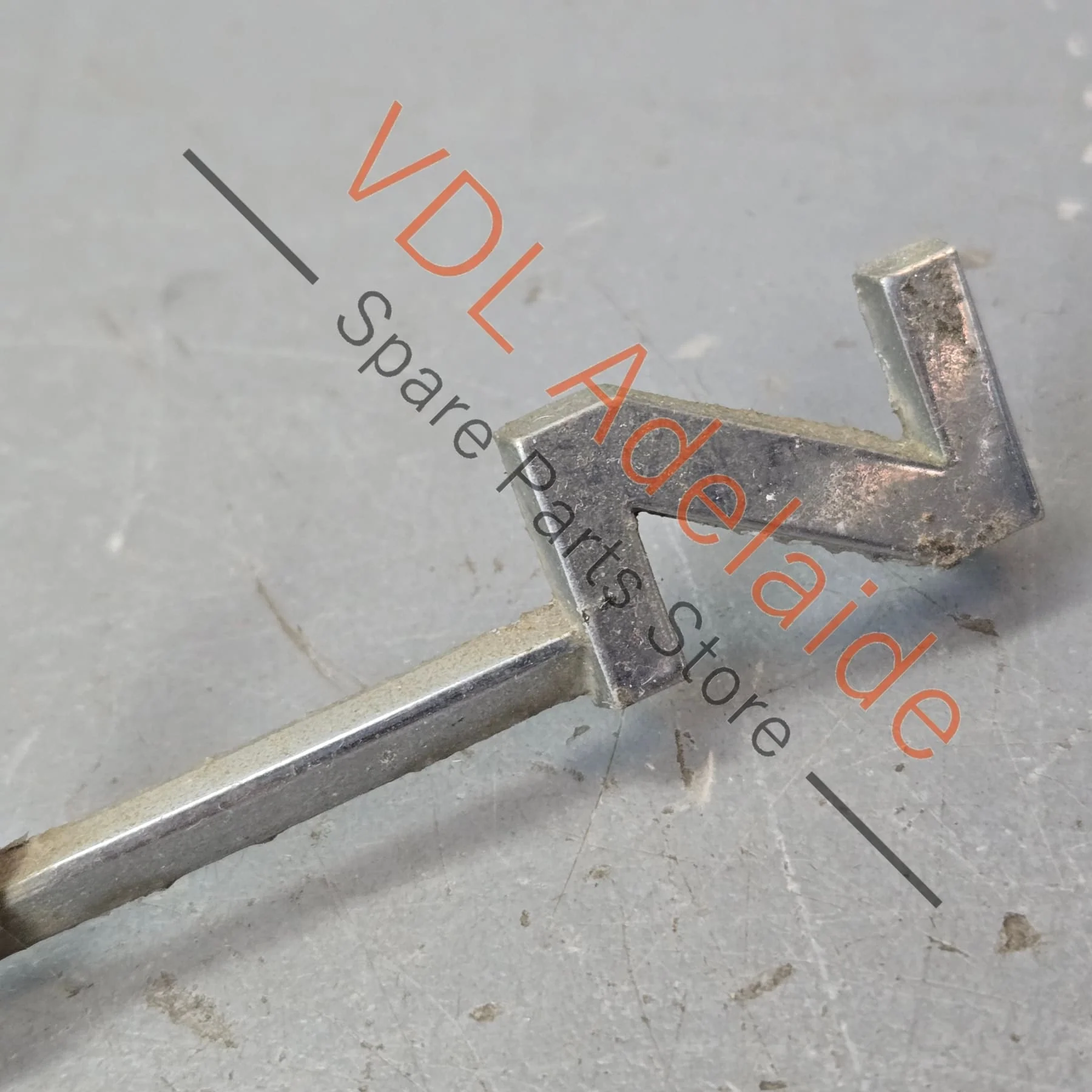 Datsun 1600 510 Rear Panel Boot Badge Emblem Genuine Cast Chrome #01 - Image 6