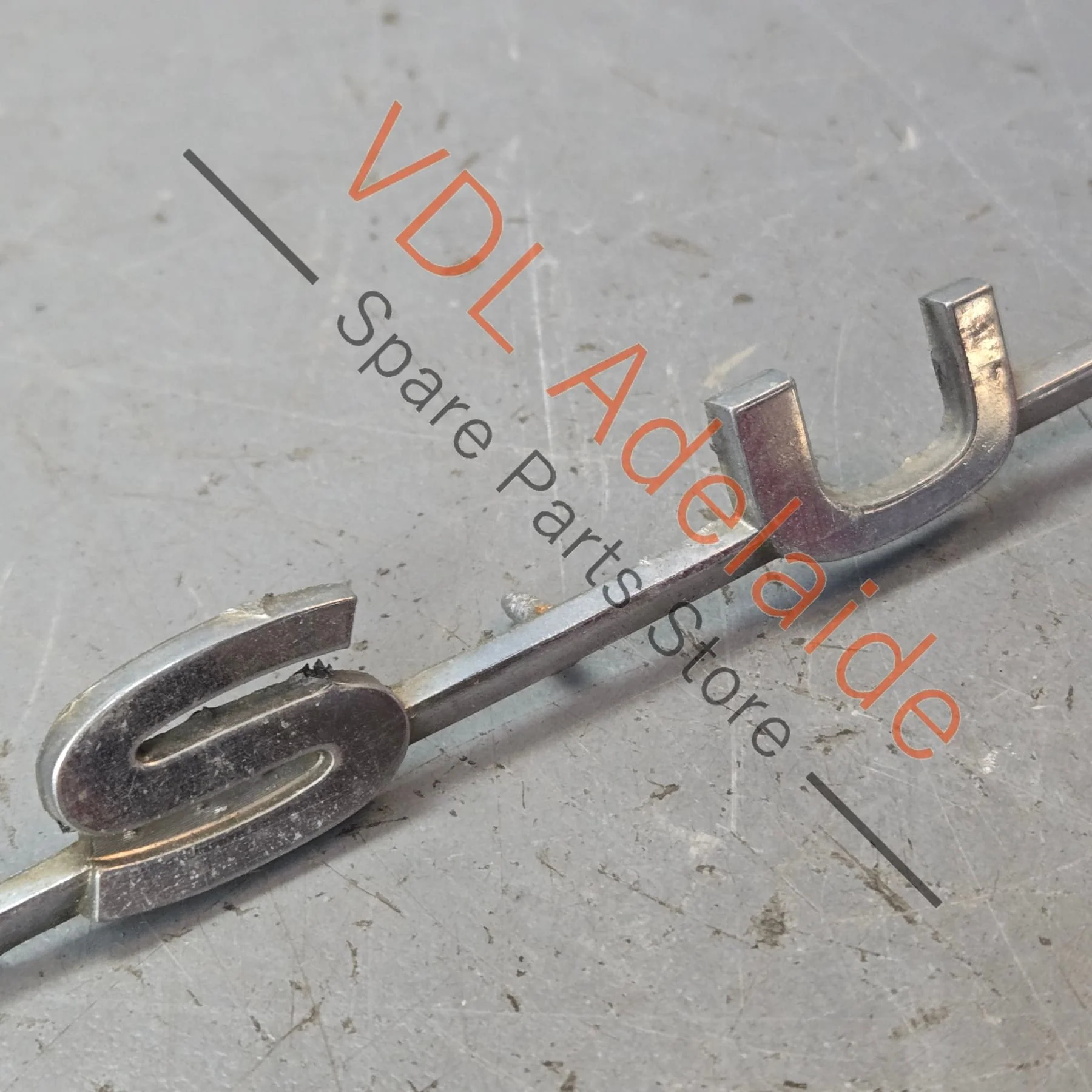 Datsun 1600 510 Rear Panel Boot Badge Emblem Genuine Cast Chrome #02 - Image 5