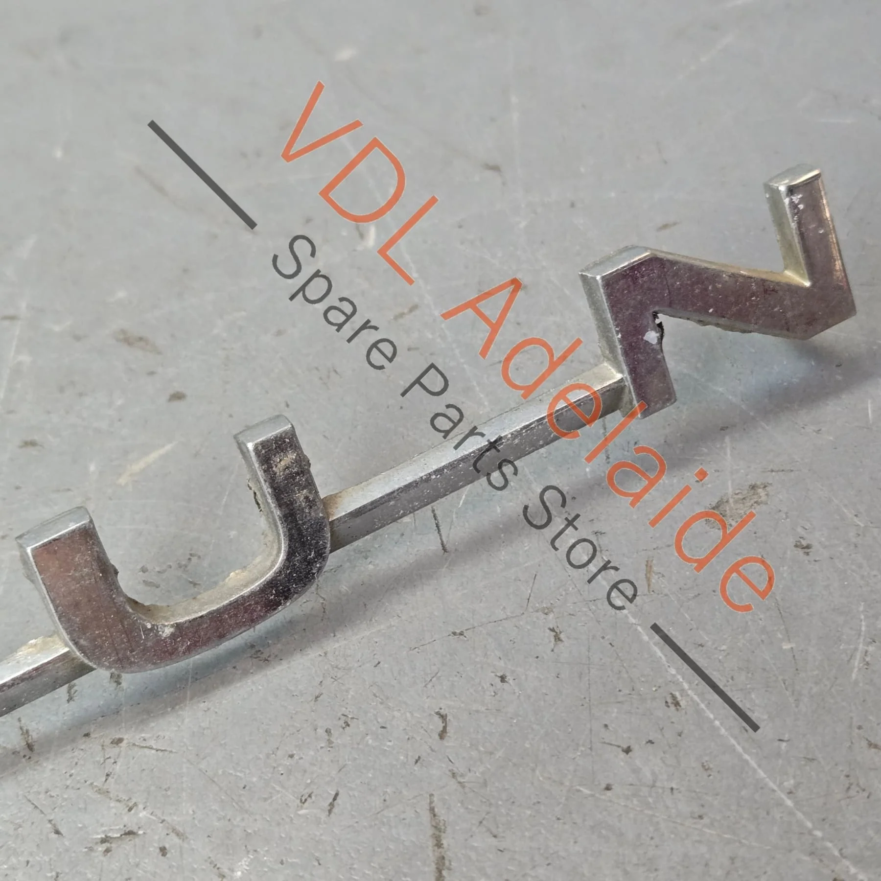 Datsun 1600 510 Rear Panel Boot Badge Emblem Genuine Cast Chrome #02 - Image 6