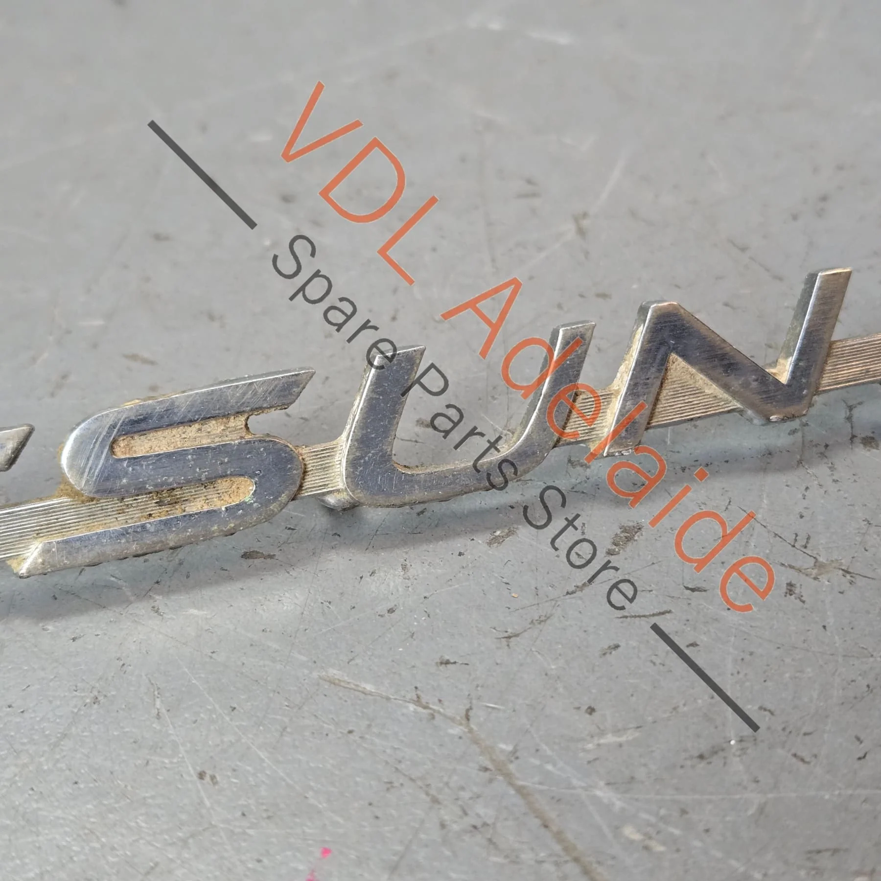 Datsun 1600 510 Front Quarter Fender Panel Badge Emblem Genuine Cast Chrome #03 - Image 4