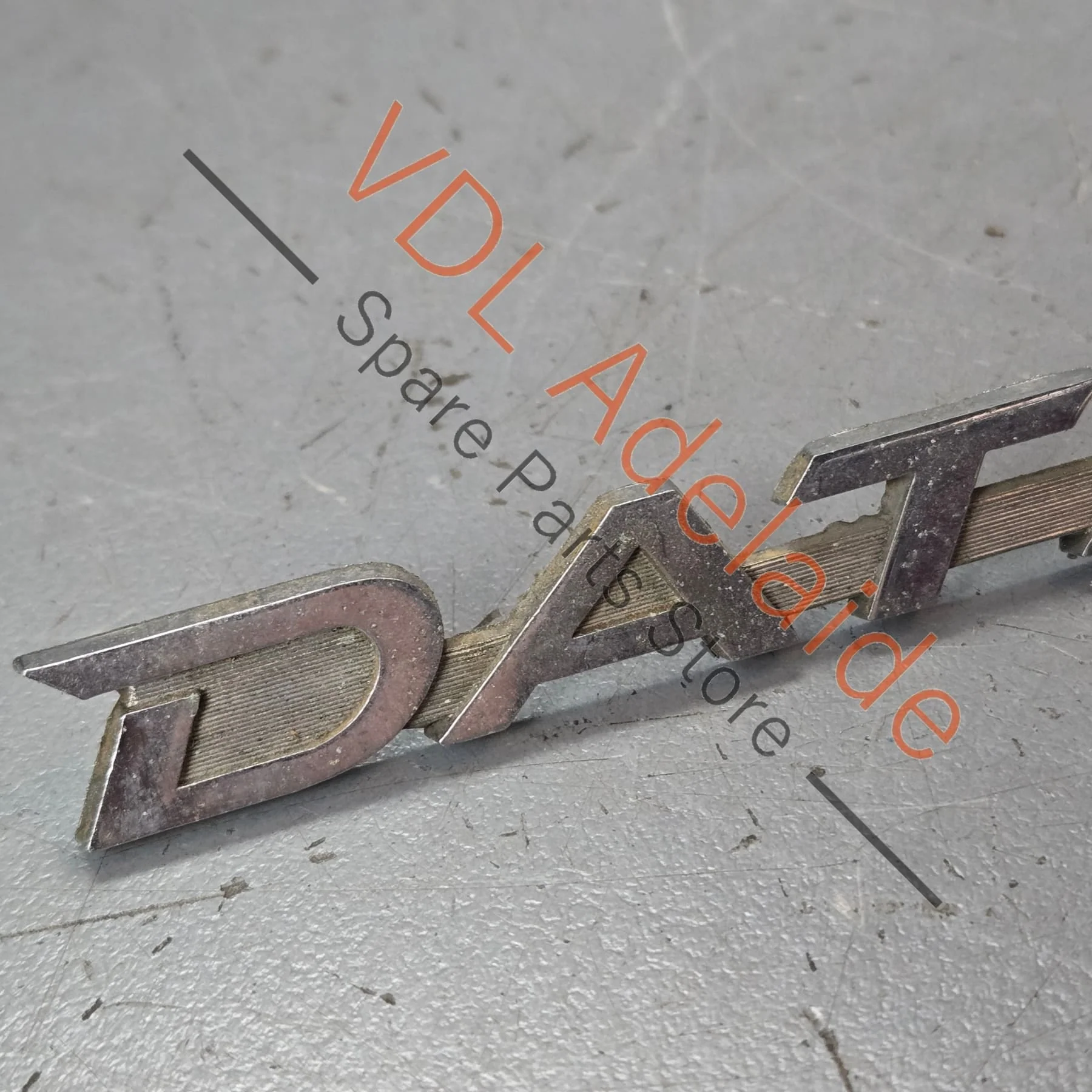 Datsun 1600 510 Front Quarter Fender Panel Badge Emblem Genuine Cast Chrome #04 - Image 3
