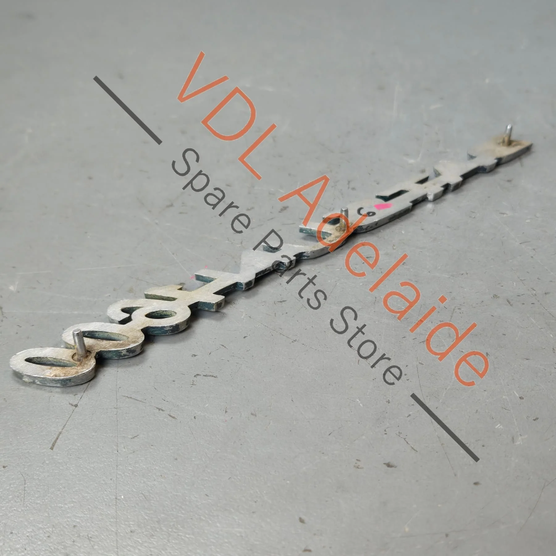 Datsun 1600 510 Front Quarter Fender Panel Badge Emblem Genuine Cast Chrome #06 - Image 7