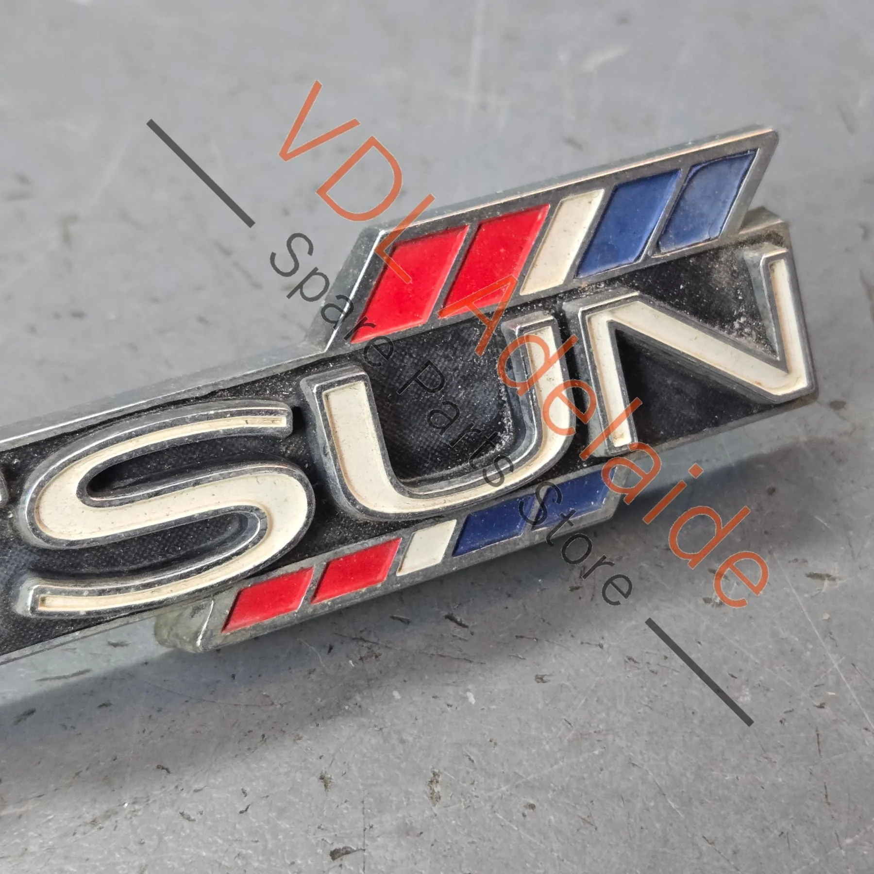 Datsun 1600 510 Front Radiator Grille Badge Emblem Genuine Chrome - Image 4