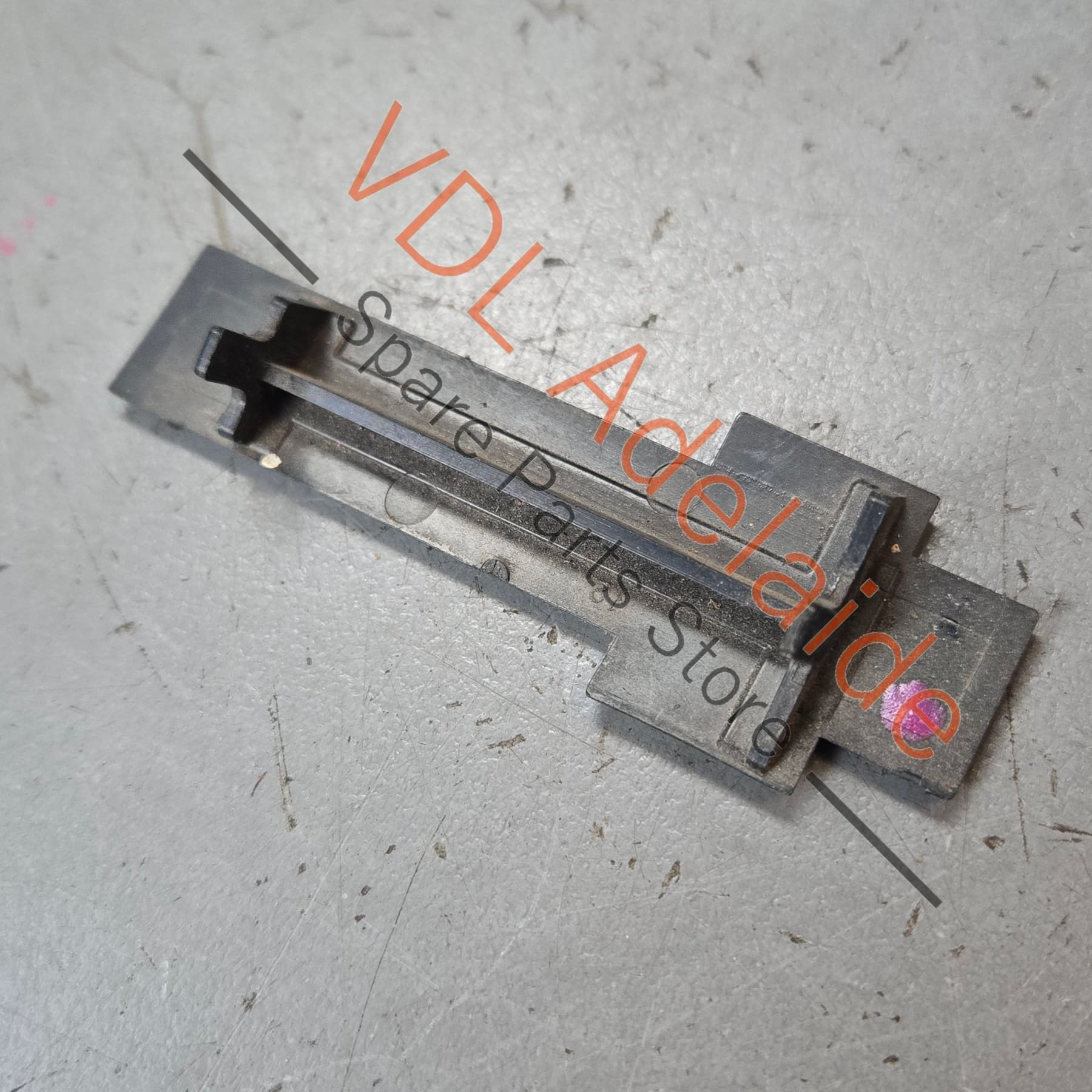 Datsun 1600 510 Glovebox Badge Emblem Genuine Original - Image 5