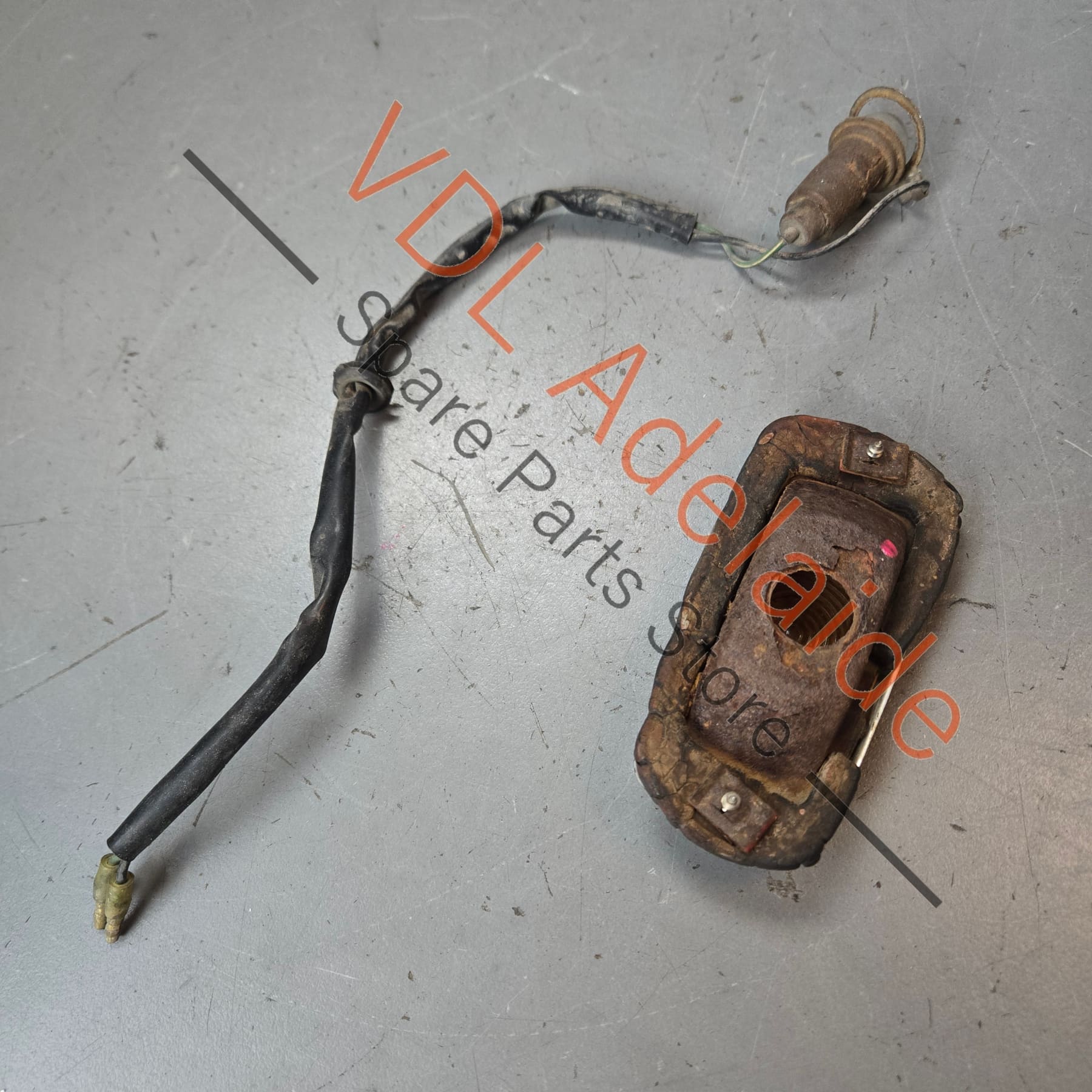 Datsun 1600 510 Front Fender Indicator for American models Genuine Original - Image 6