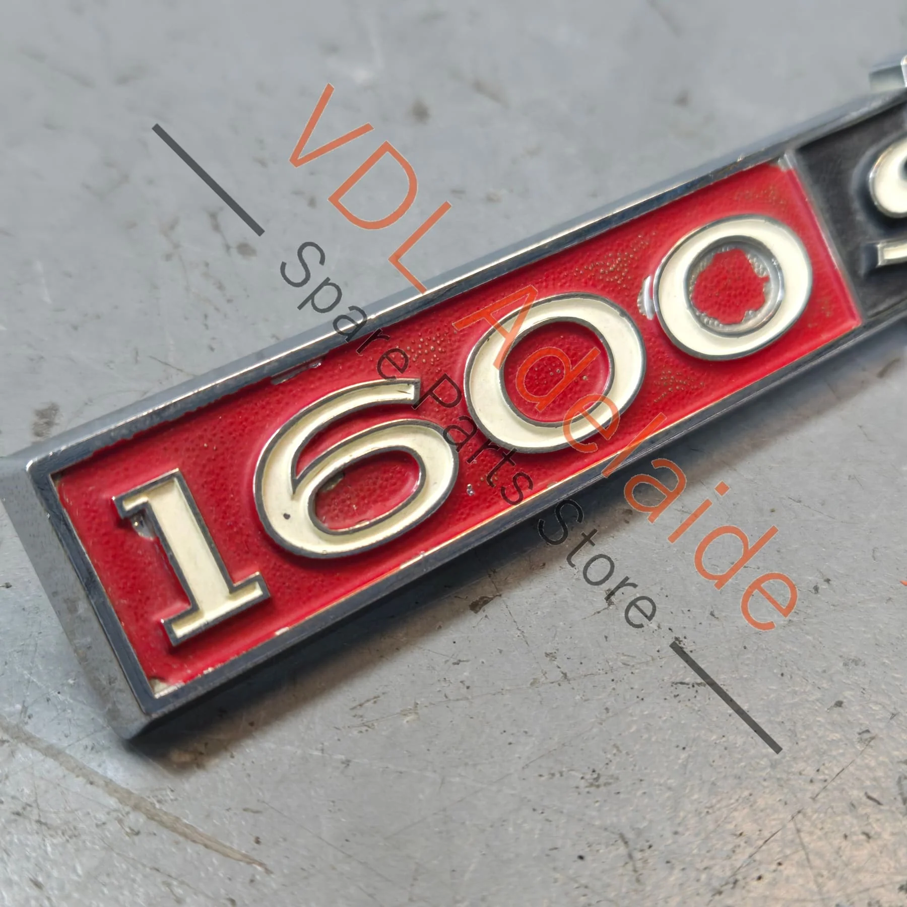 Datsun 1600 SSS 510 Boot Trunk Badge Emblem Genuine Original - Image 4