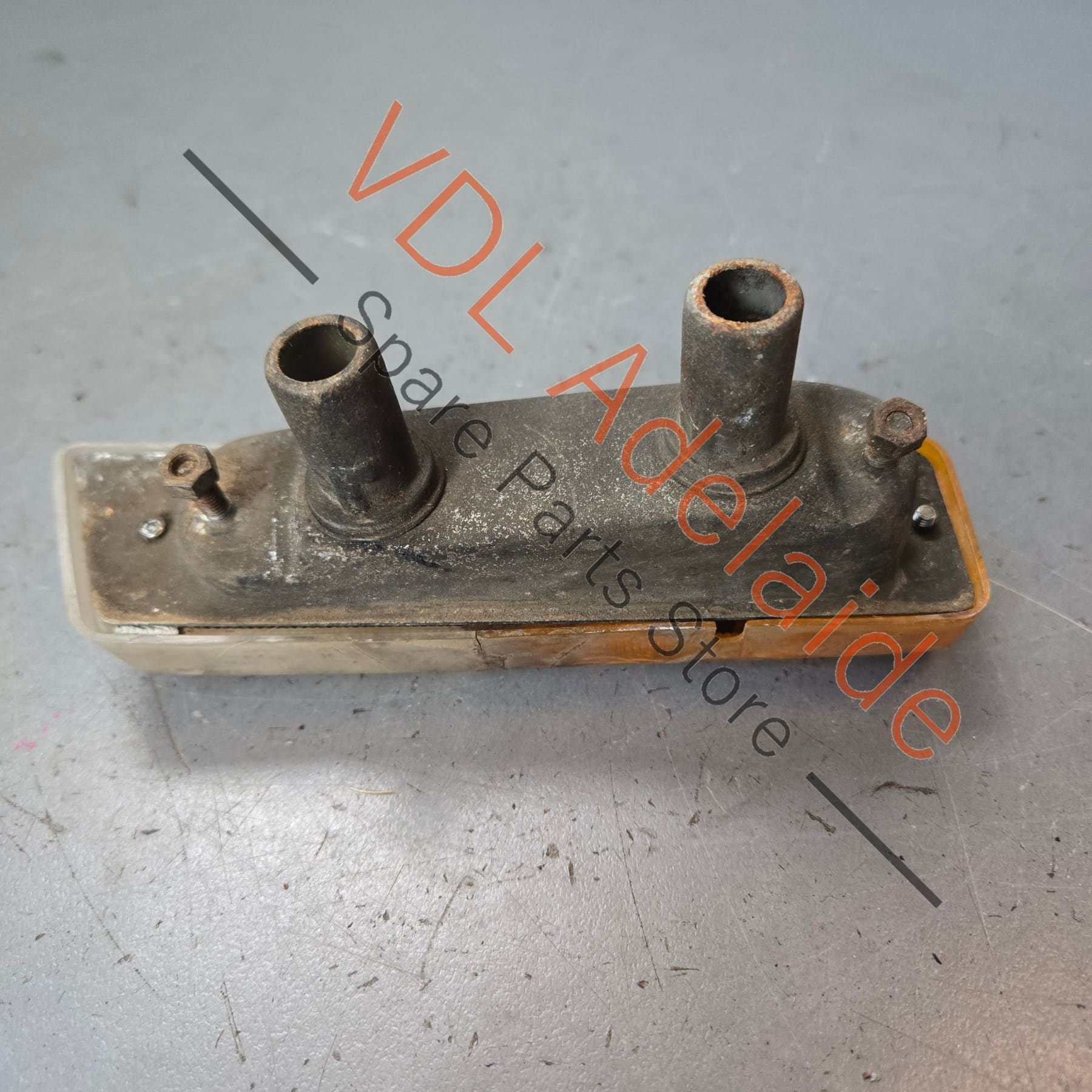 Datsun 1600 510 Genuine Original Front Left Combination Lamp Indicator Parker Light 1968 Model - Image 7