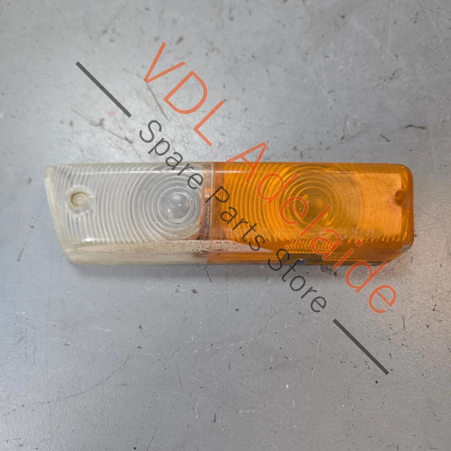 Datsun 1600 510 Genuine Original Front Right Combination Lamp Indicator Parker Light 1968 Model #01