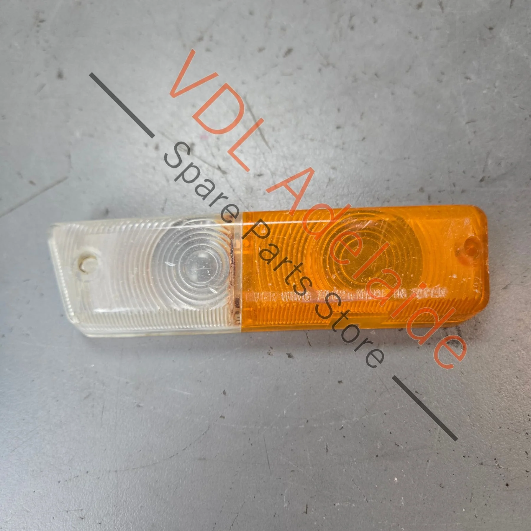 Datsun 1600 510 Genuine Original Front Right Combination Lamp Indicator Parker Light 1968 Model #02