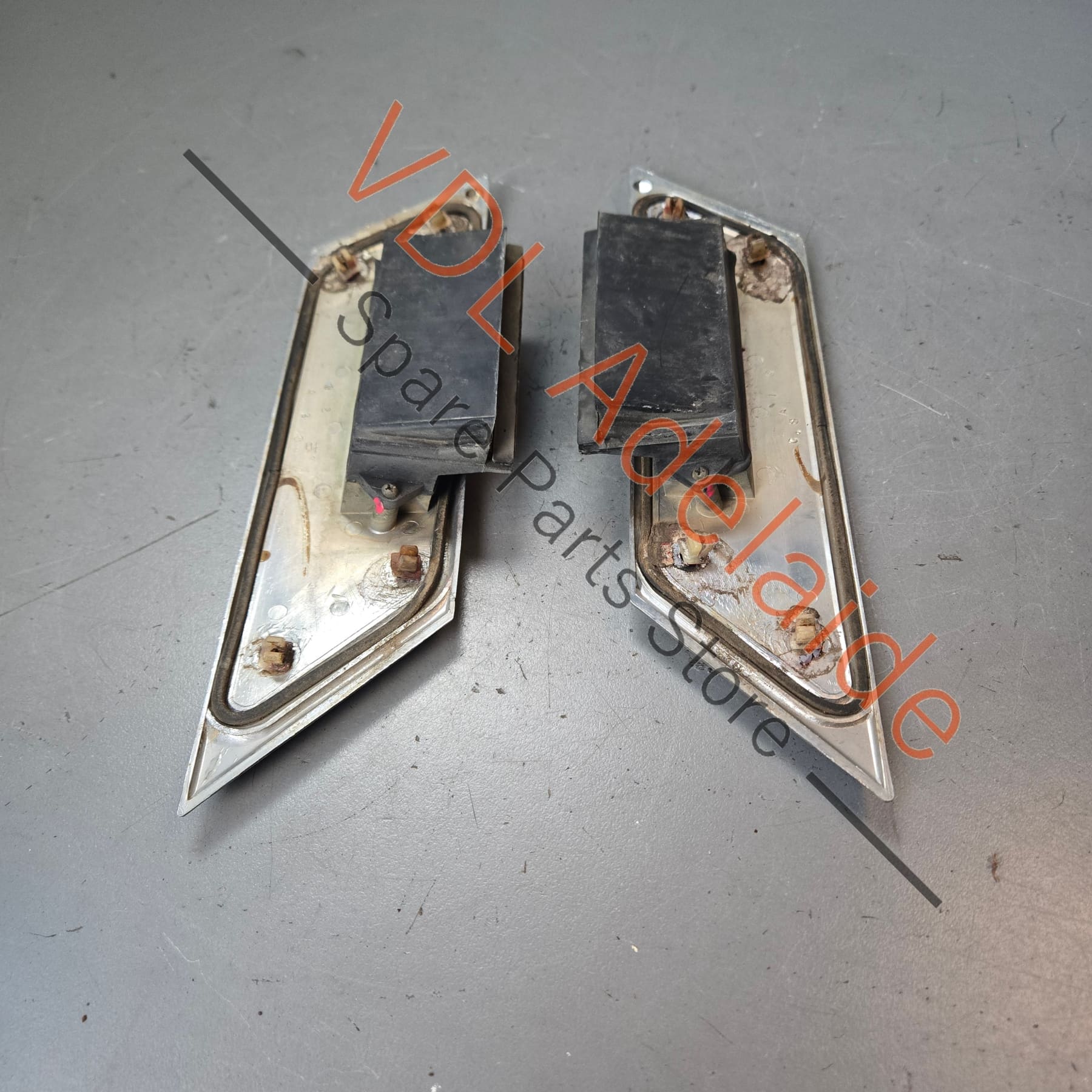 Datsun 1600 510 Rear C-Pillar Exterior Vents Pair - Image 10