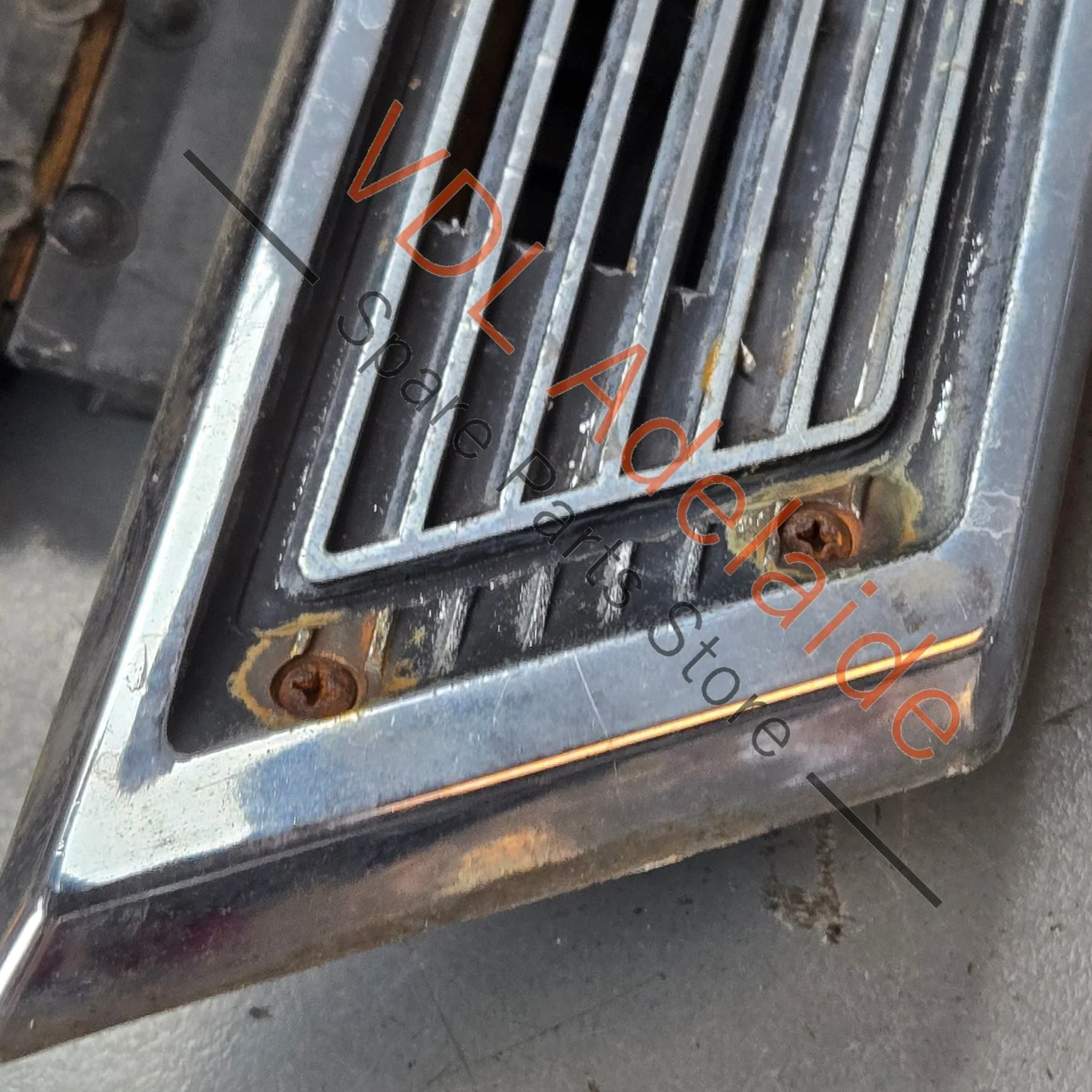 Datsun 1600 510 Rear C-Pillar Exterior Vents Pair - Image 6