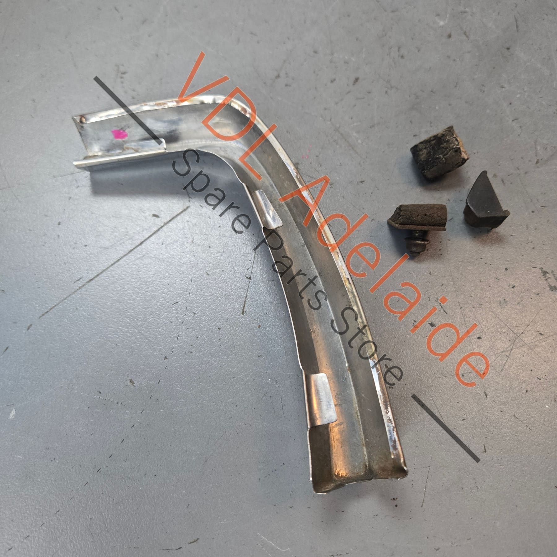 Datsun 240k GT C110 Kenmeri Front Right Fender Chrome Eyebrow Moulding Mould Trim - Image 6