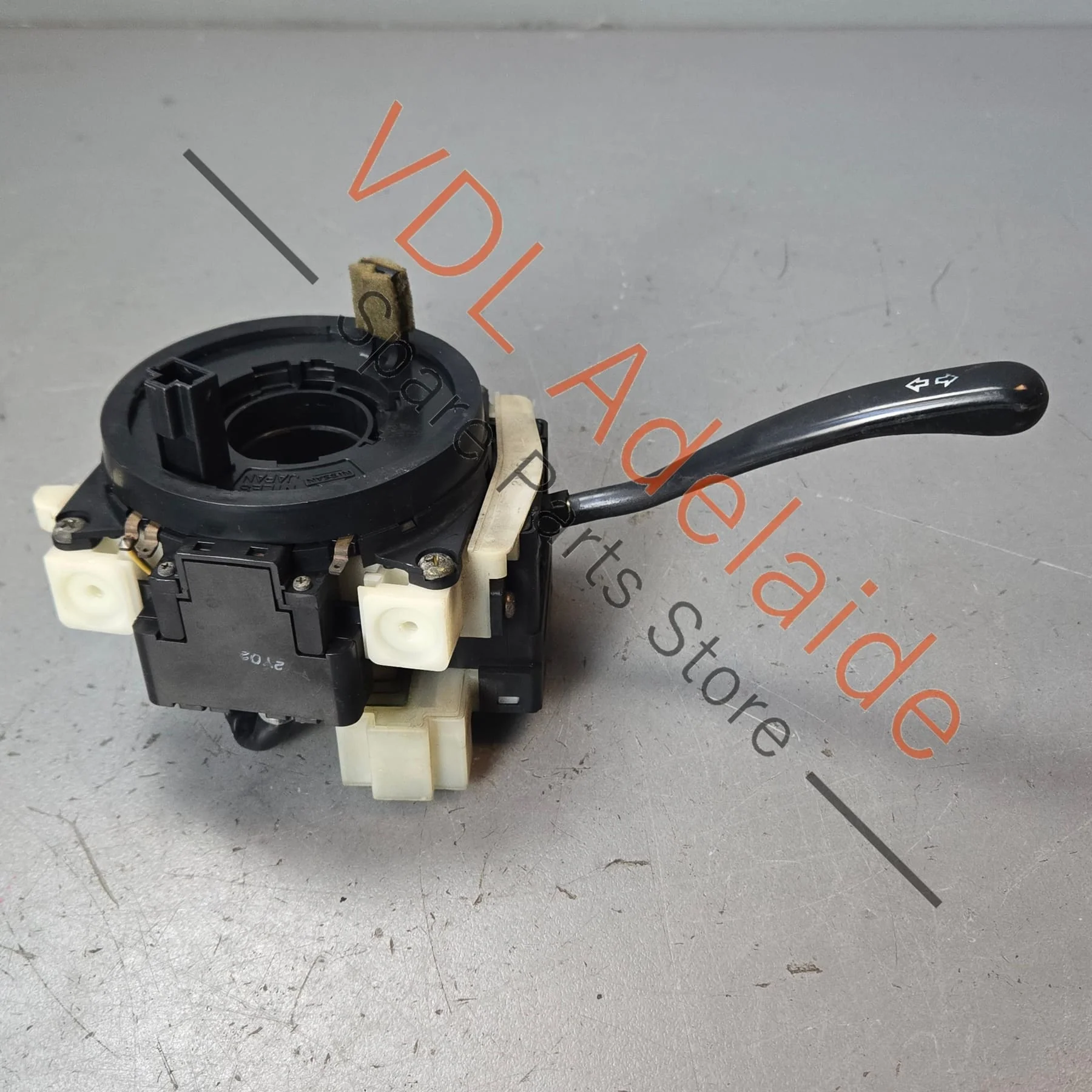 Nissan Skyline R32 GTSt / GTR Steering Column Switch Indicator and Clockspring - Image 5