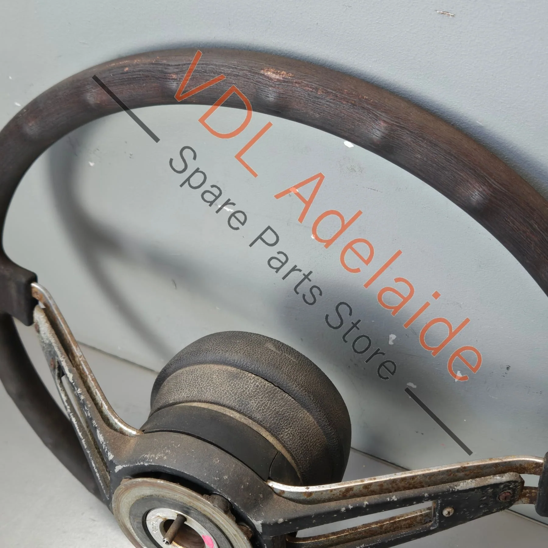 Datsun 240K C110 Kenmeri Skyline Original 3x Spoke Steering Wheel with Horn Buttons - Image 12