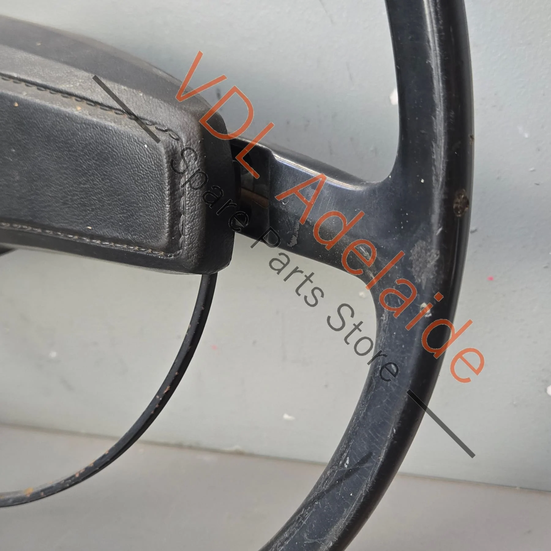Datsun 1600 510 Original Steering Wheel Complete with Horn Pad Ring Button 48420-A0800 D8400-A1100 - Image 6