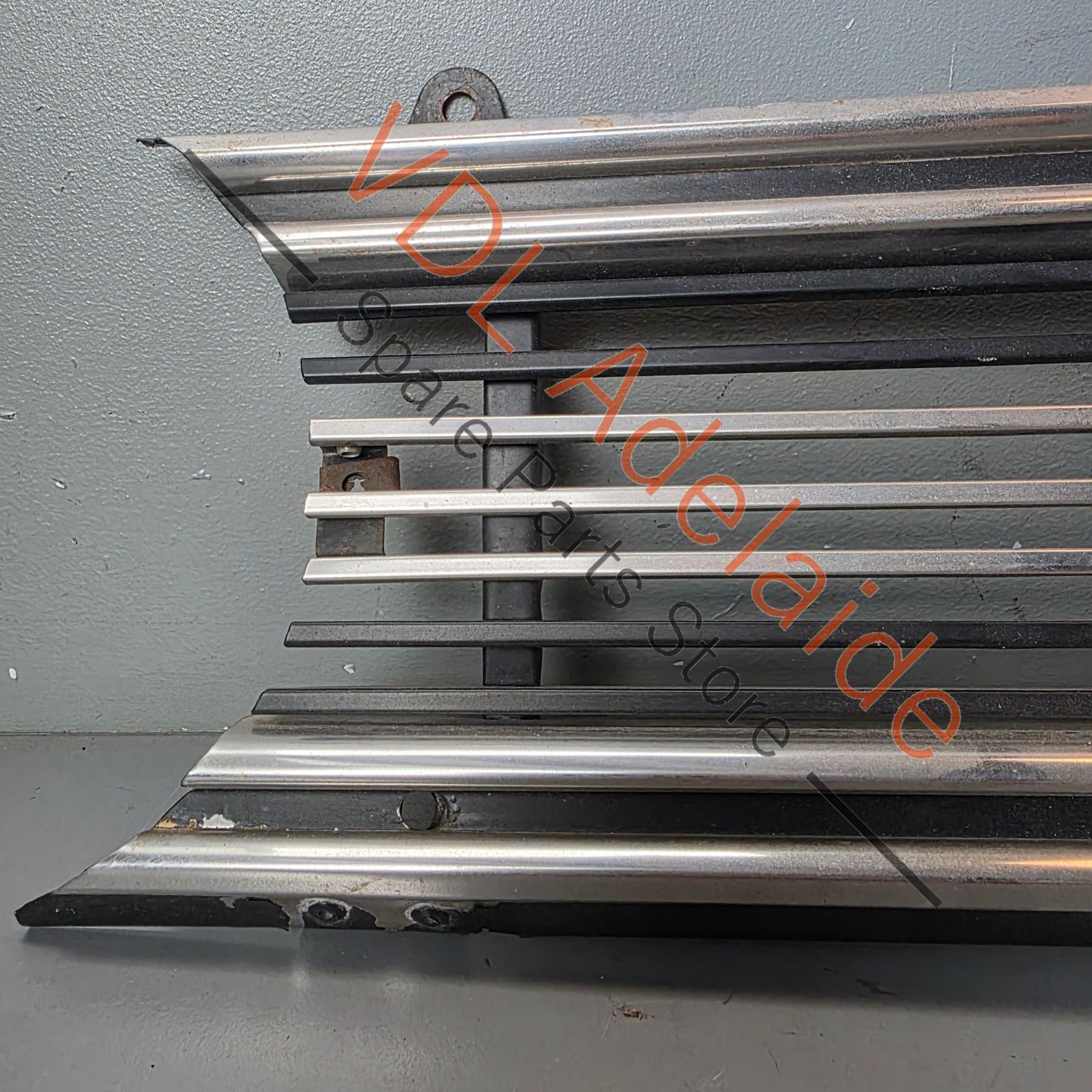 Datsun 1600 510 Bluebird Genuine SSS 1800 Grille Nicely Preseved Condition & Original - Image 4