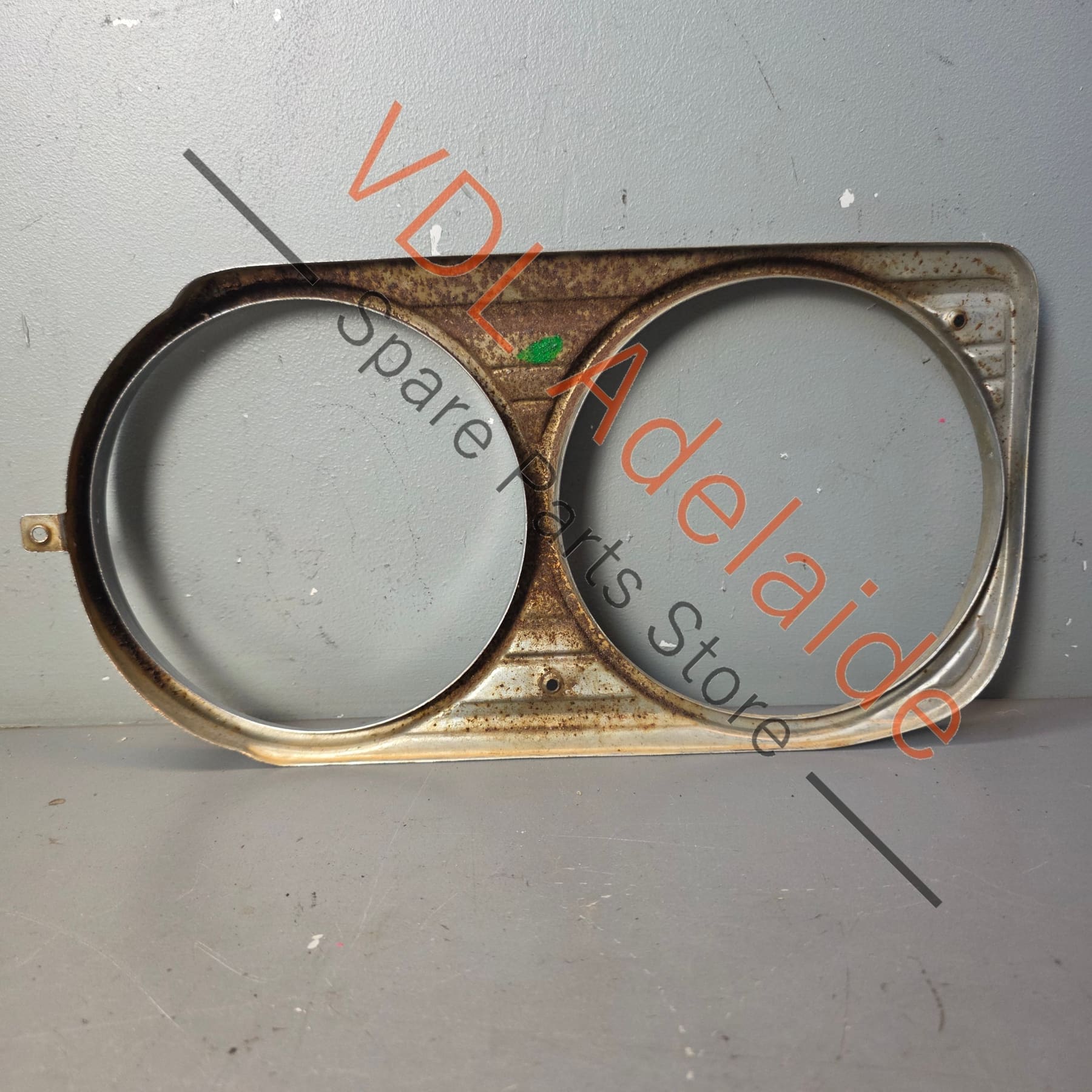 Datsun 1600 510 1969-1972 Front Right Headlight Cover Trim - Image 4