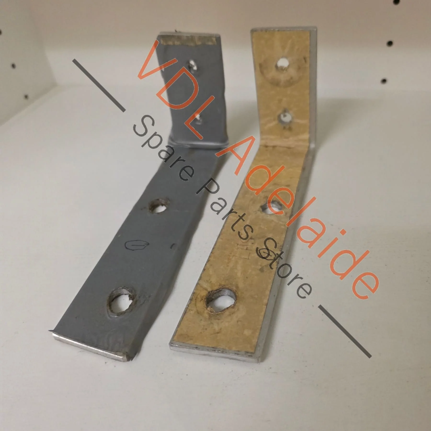 Datsun 510 1600 Bluebird Lightweight Fibreglass Bumper Bar Set Front & Back 3.4kg pair! Aftermarket - Image 10
