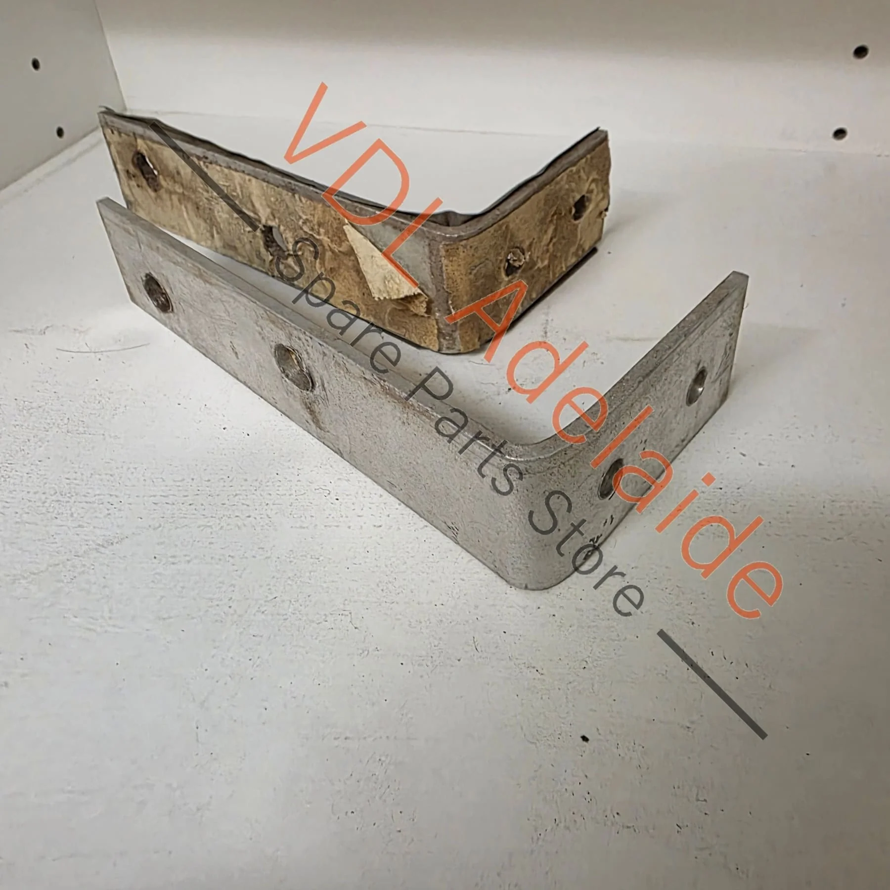 Datsun 510 1600 Bluebird Lightweight Fibreglass Bumper Bar Set Front & Back 3.4kg pair! Aftermarket - Image 9