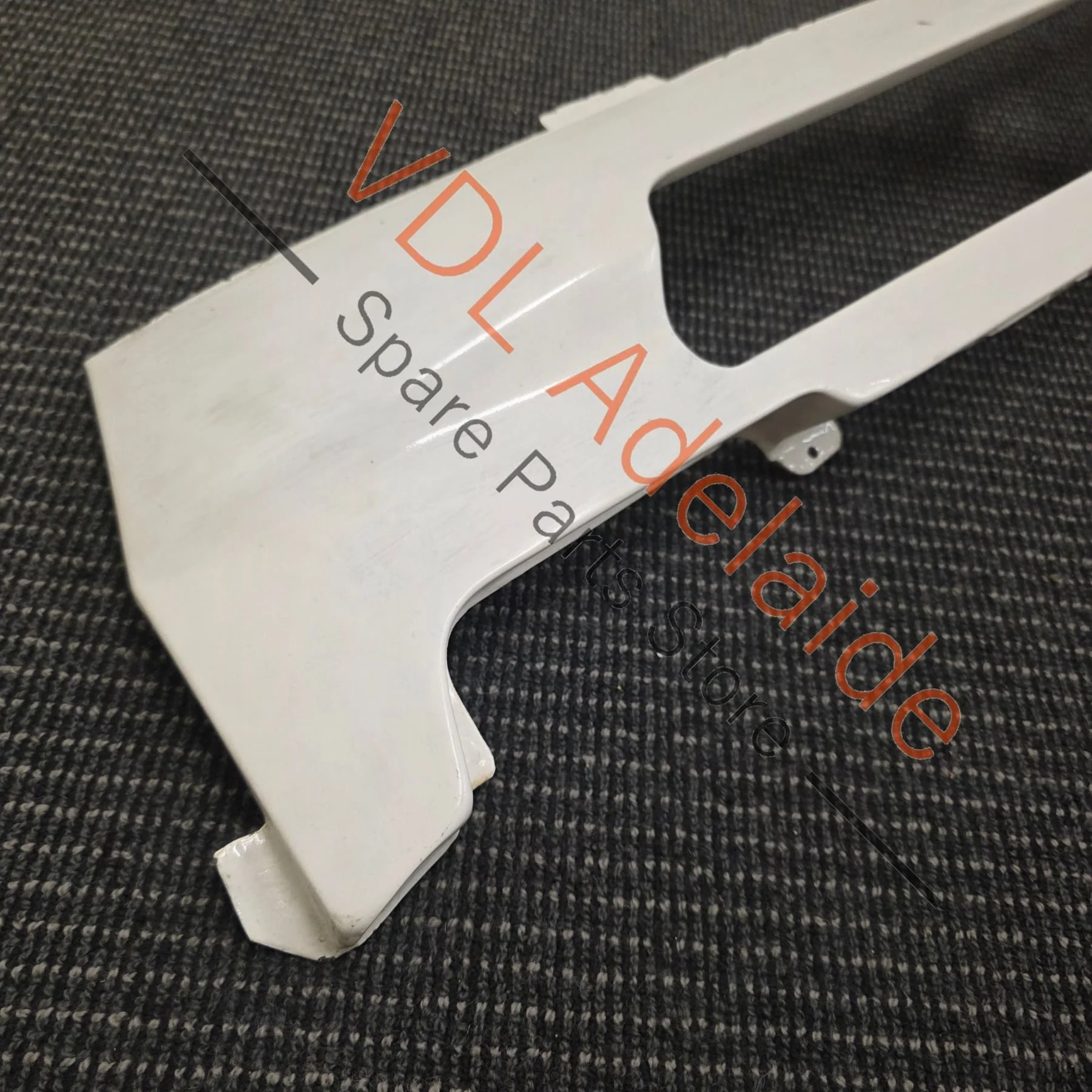 Datsun 510 1600 Bluebird Lightweight Fibreglass Front Apron only 665g! Aftermarket - Image 7