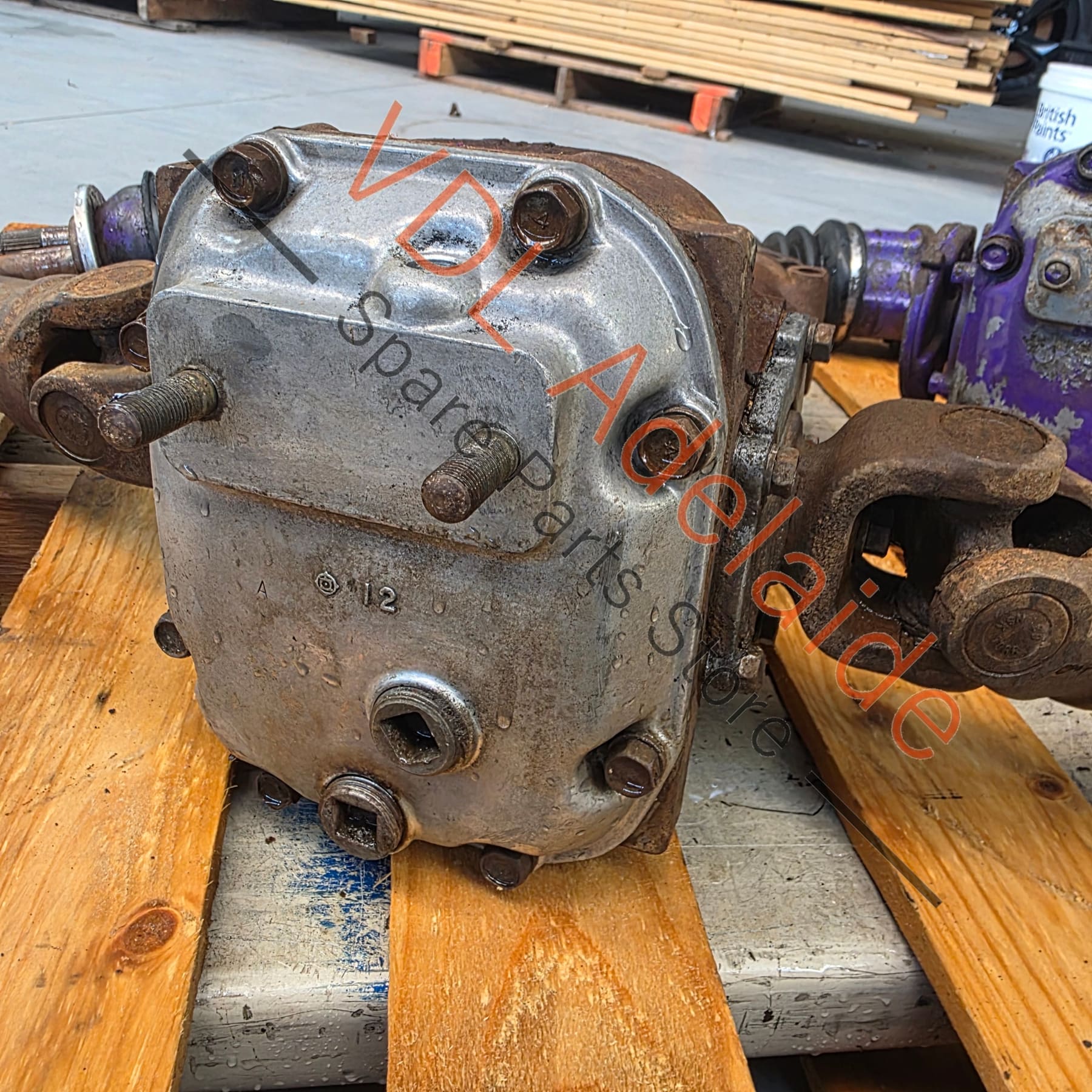Datsun R180 C110 240K Kenmeri Skyline Rear Differential Diff 3.54 ratio Open wheel with half shafts - Image 6