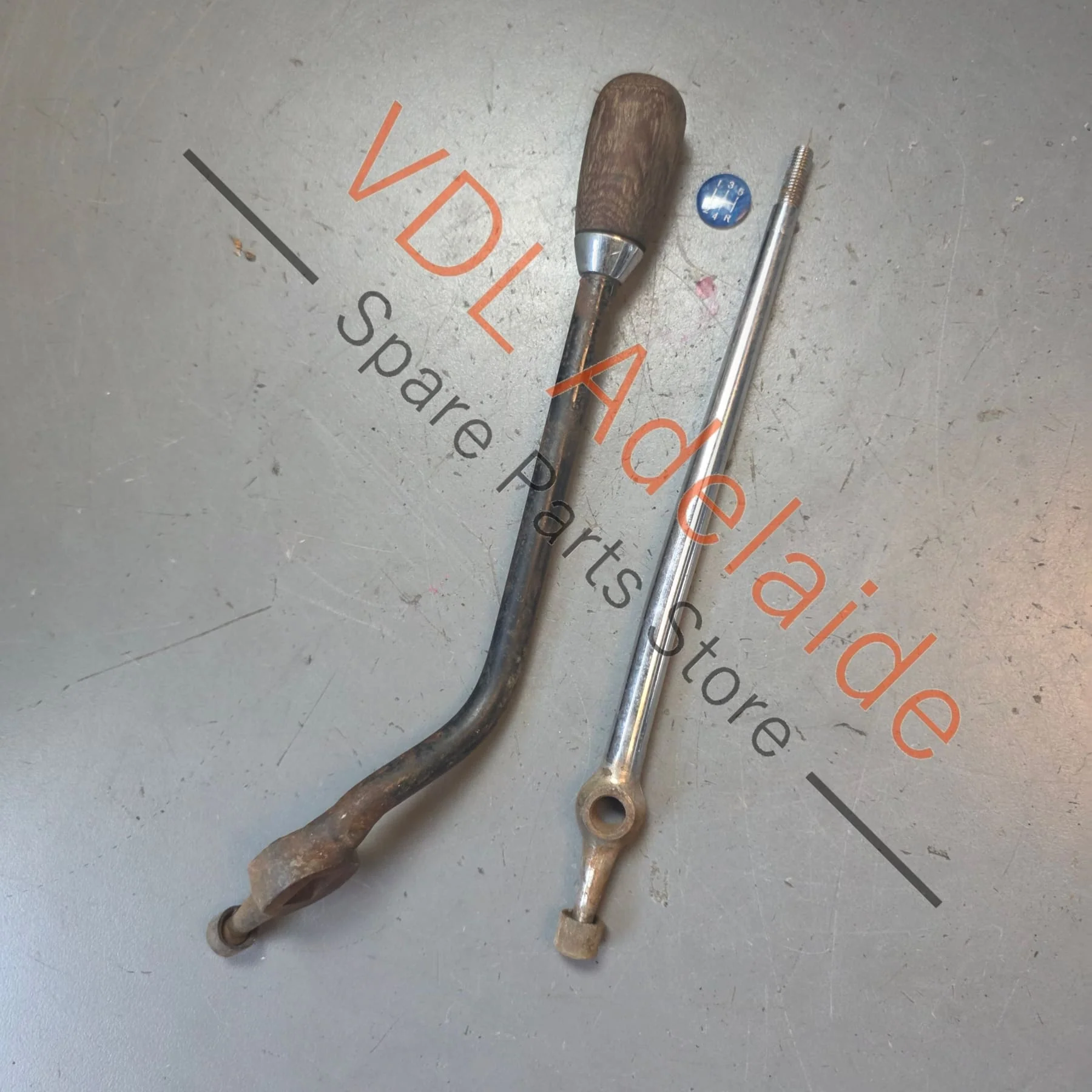 Datsun C110 Skyline Kenmeri 5Speed Gearbox Shifter **requires repairs** - Image 2