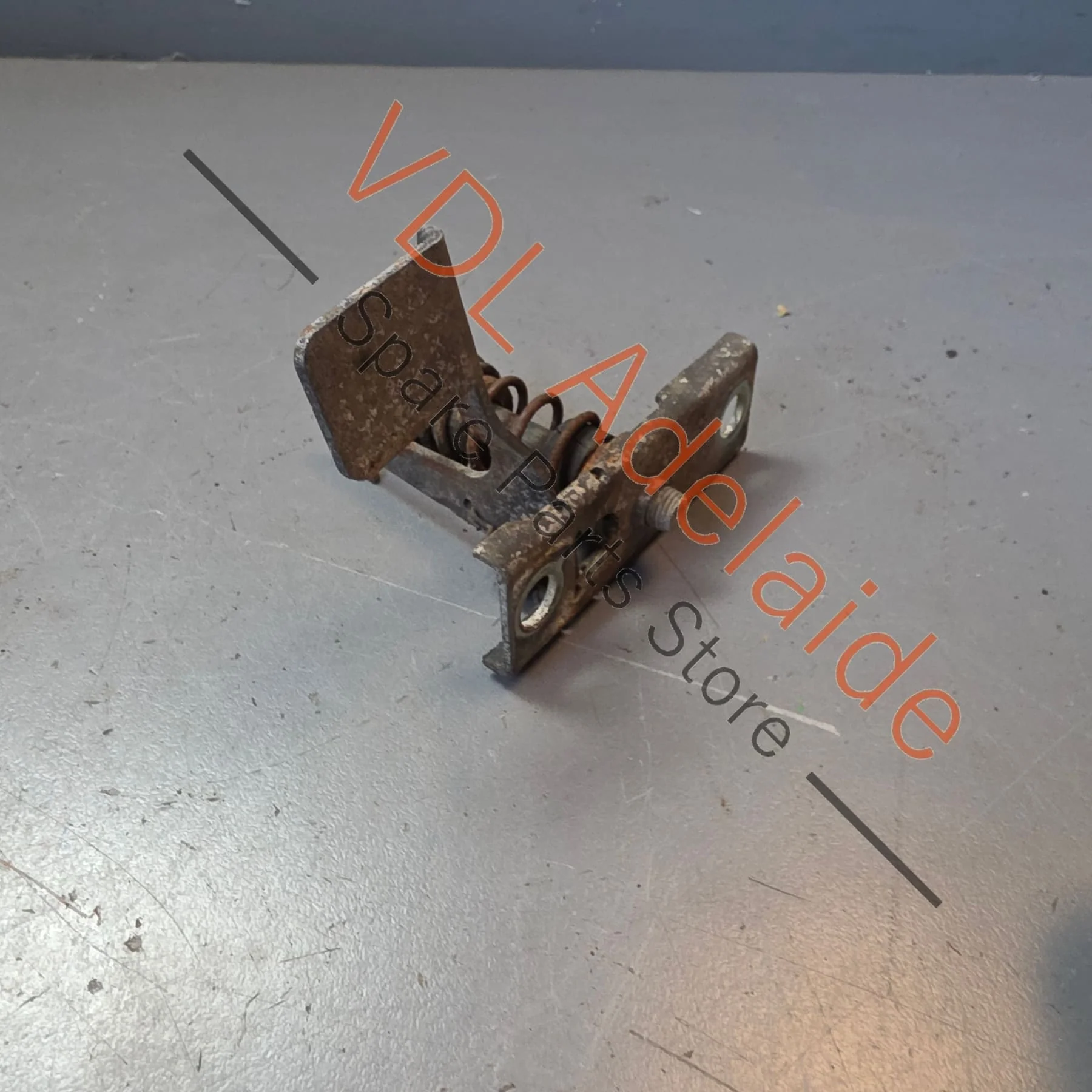 Datsun 1600 510 Bonnet Hood Catch Latch Popper Spring #02 RHD - Image 4
