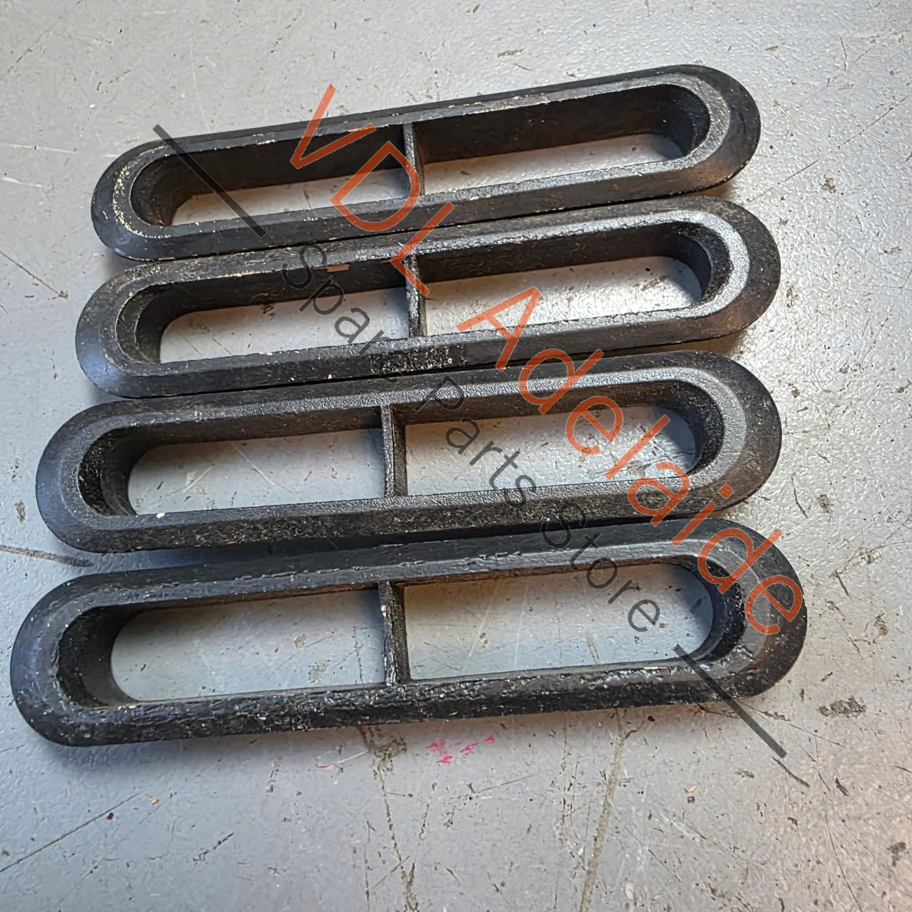 Datsun 1600 510 Rear Interior Pillar Vent Trim Set 73960-21000 Original #01 - Image 2