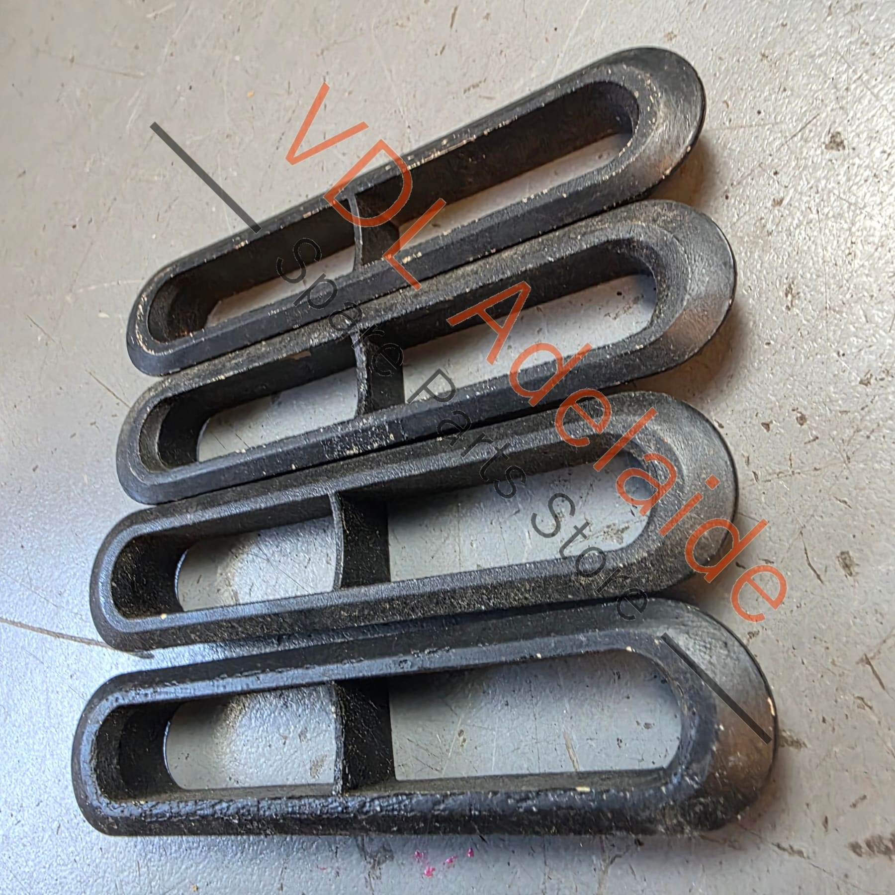 Datsun 1600 510 Rear Interior Pillar Vent Trim Set 73960-21000 Original #01 - Image 3