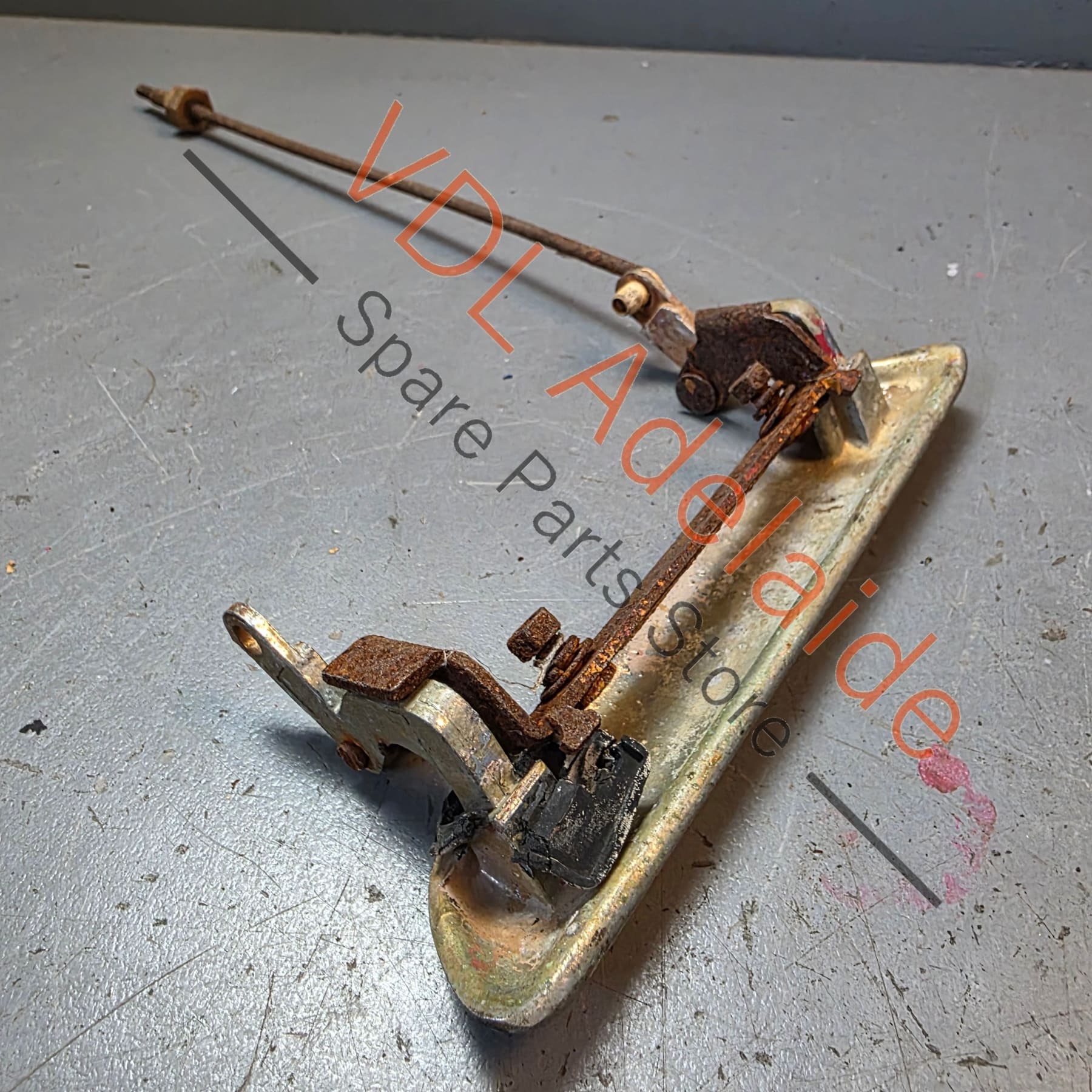 Datsun 1600 510 Exterior door handle Front #03 - Image 2