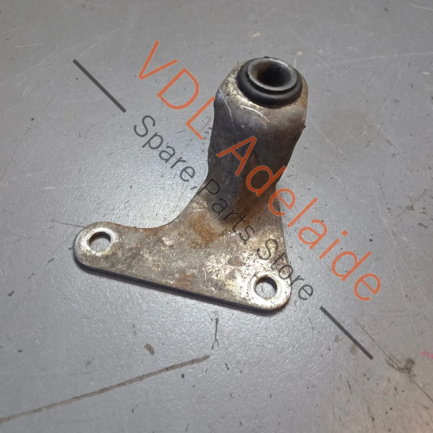 Datsun 1600 510 Throttle Linkage Bracket #05 - Image 2