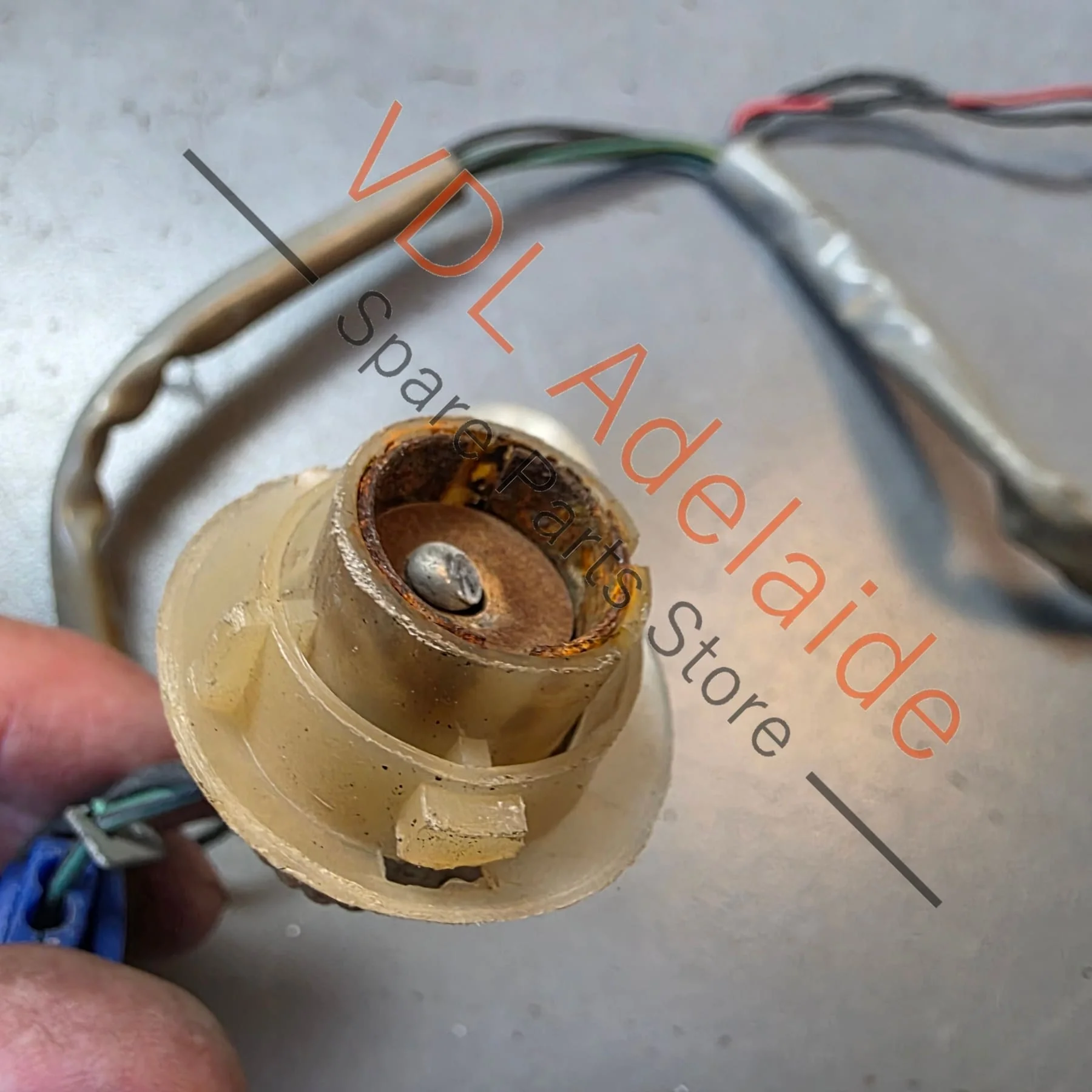 Datsun 510 1600 Tail light Wiring Harness Cable 26551-A2200 - Image 4