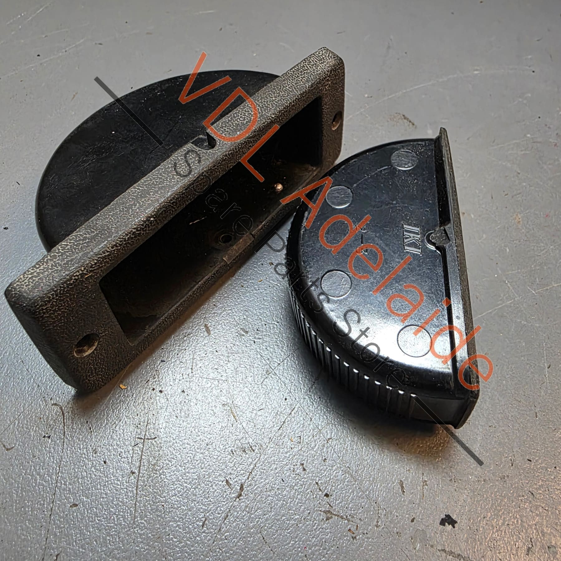 Datsun 510 1600 Rear Door Ash Tray #01 - Image 5