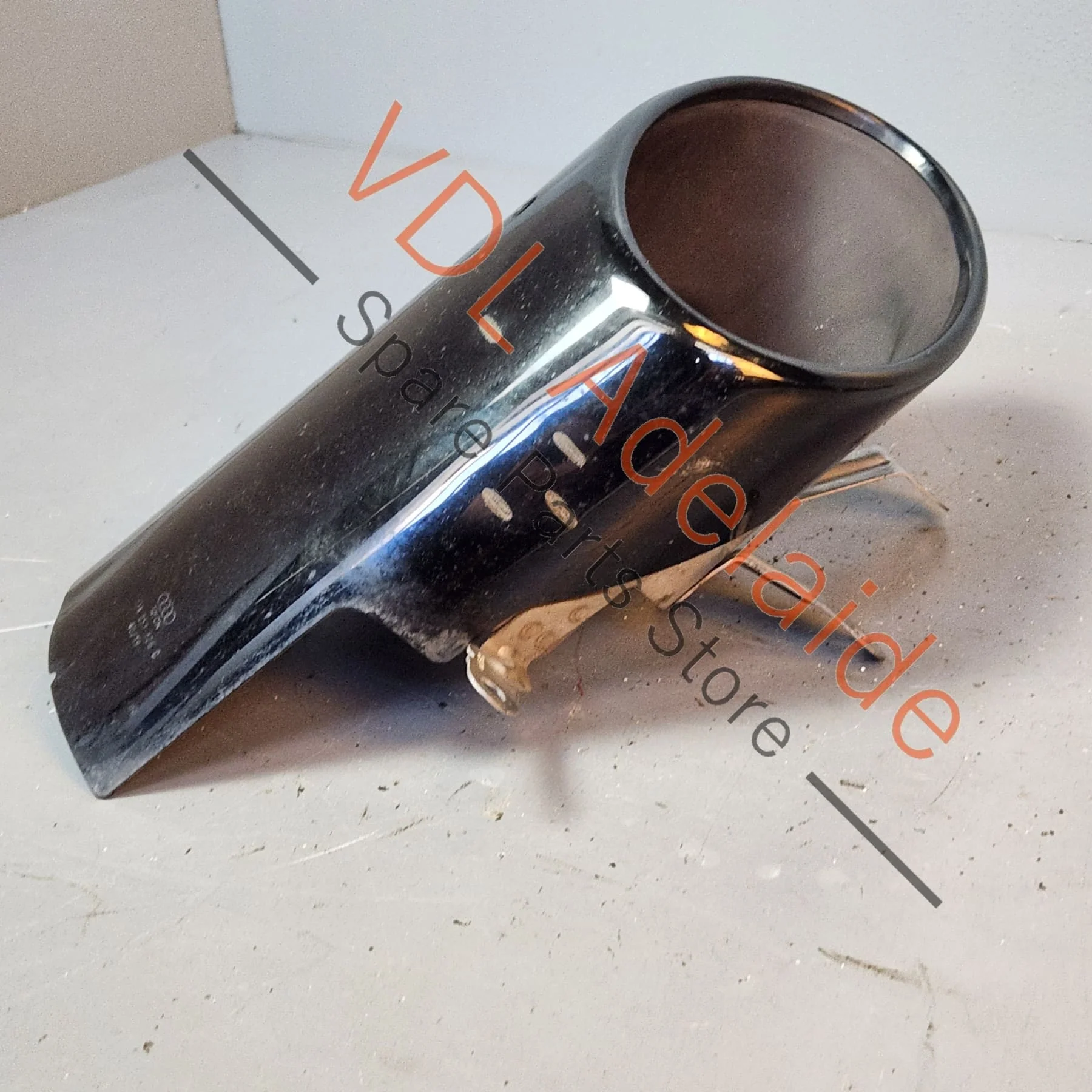 Audi RSQ3 RS3 Right Oval Exhaust Tail Pipe Tip Trim 83A253826C 83A253826D - Image 6