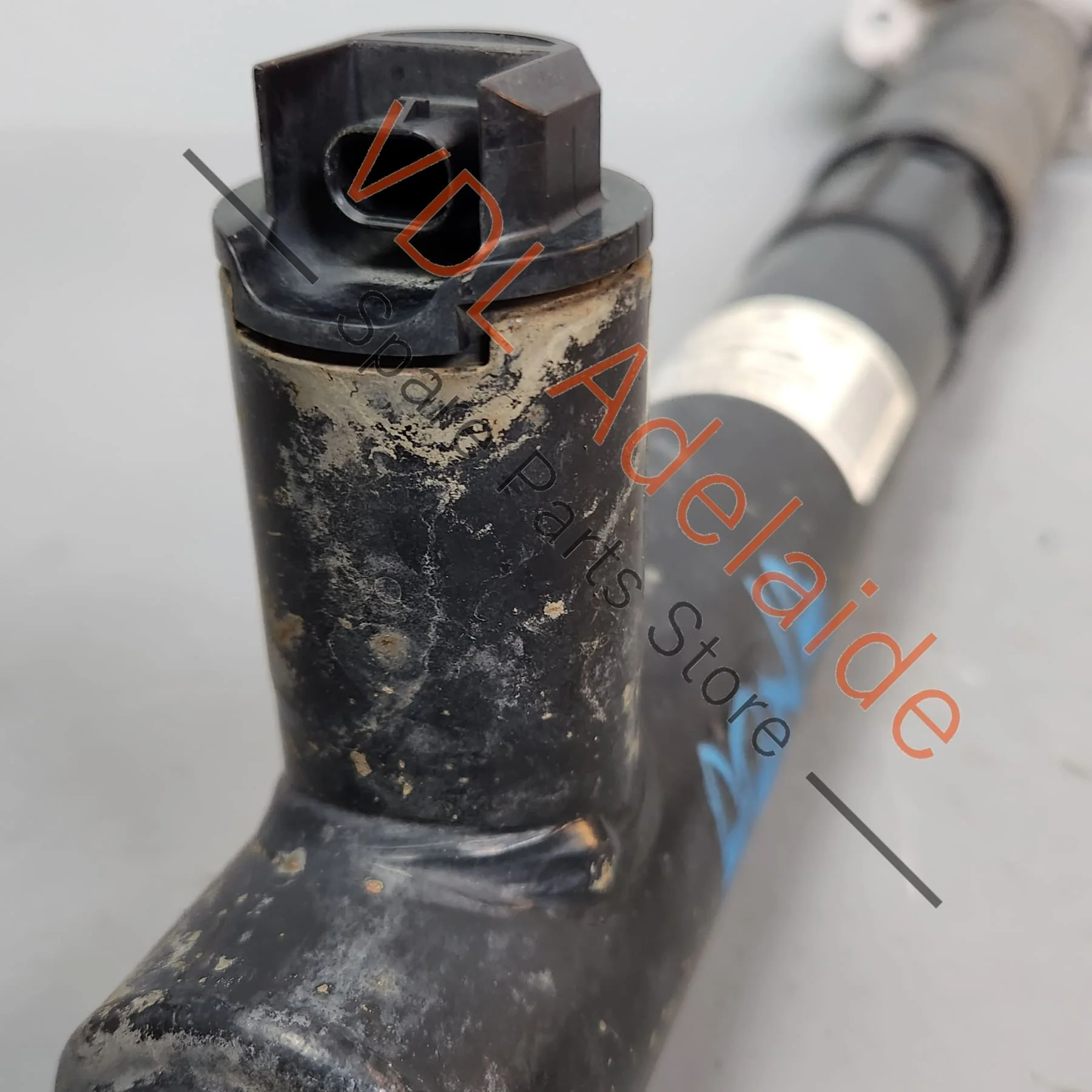 VW Golf GTi Rear Active Sports Electronic Shock Absorber 5Q0513045AK 5Q0512009AK - Image 2