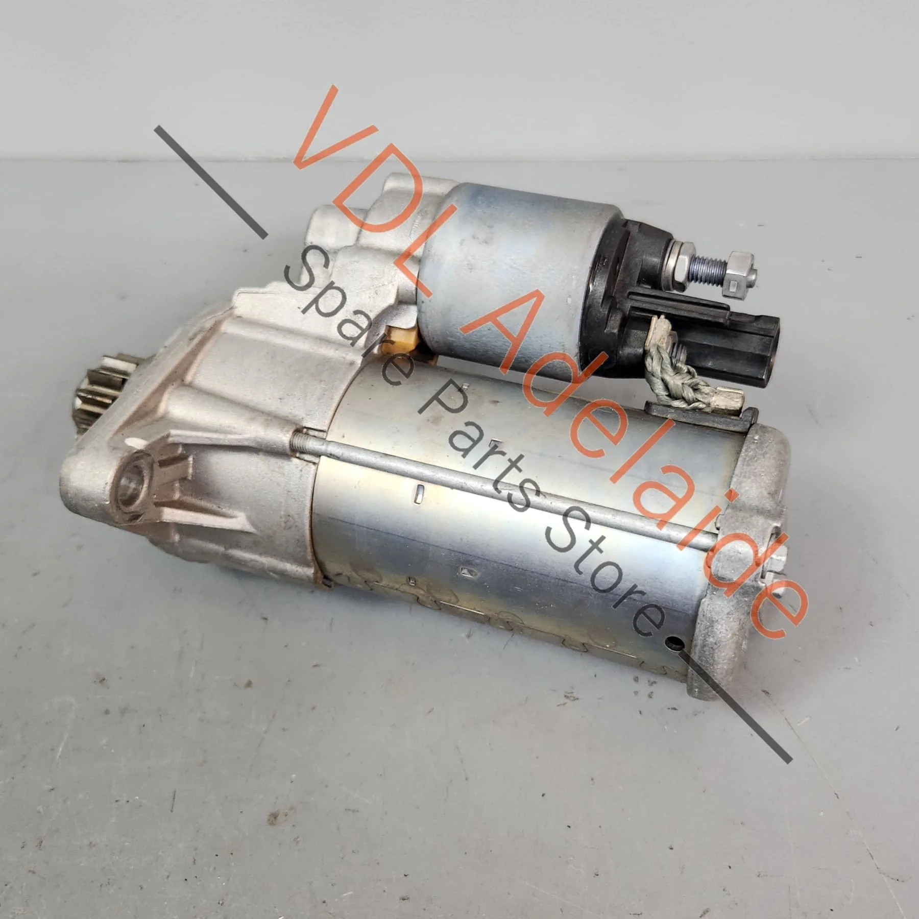 Genuine OEM Audi Volkswagen VW Starter Motor Bosch 02E911024B