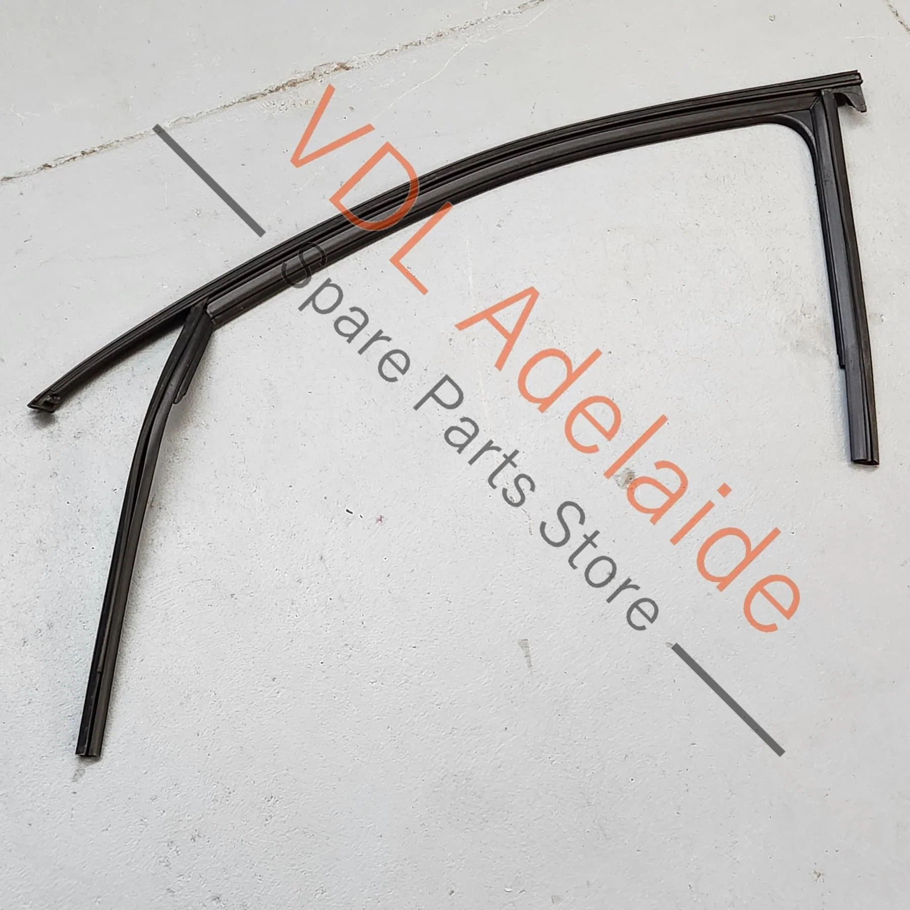 Audi Q3 RSQ3 F3 Front Left Door Window Seal Rubber 83A837431