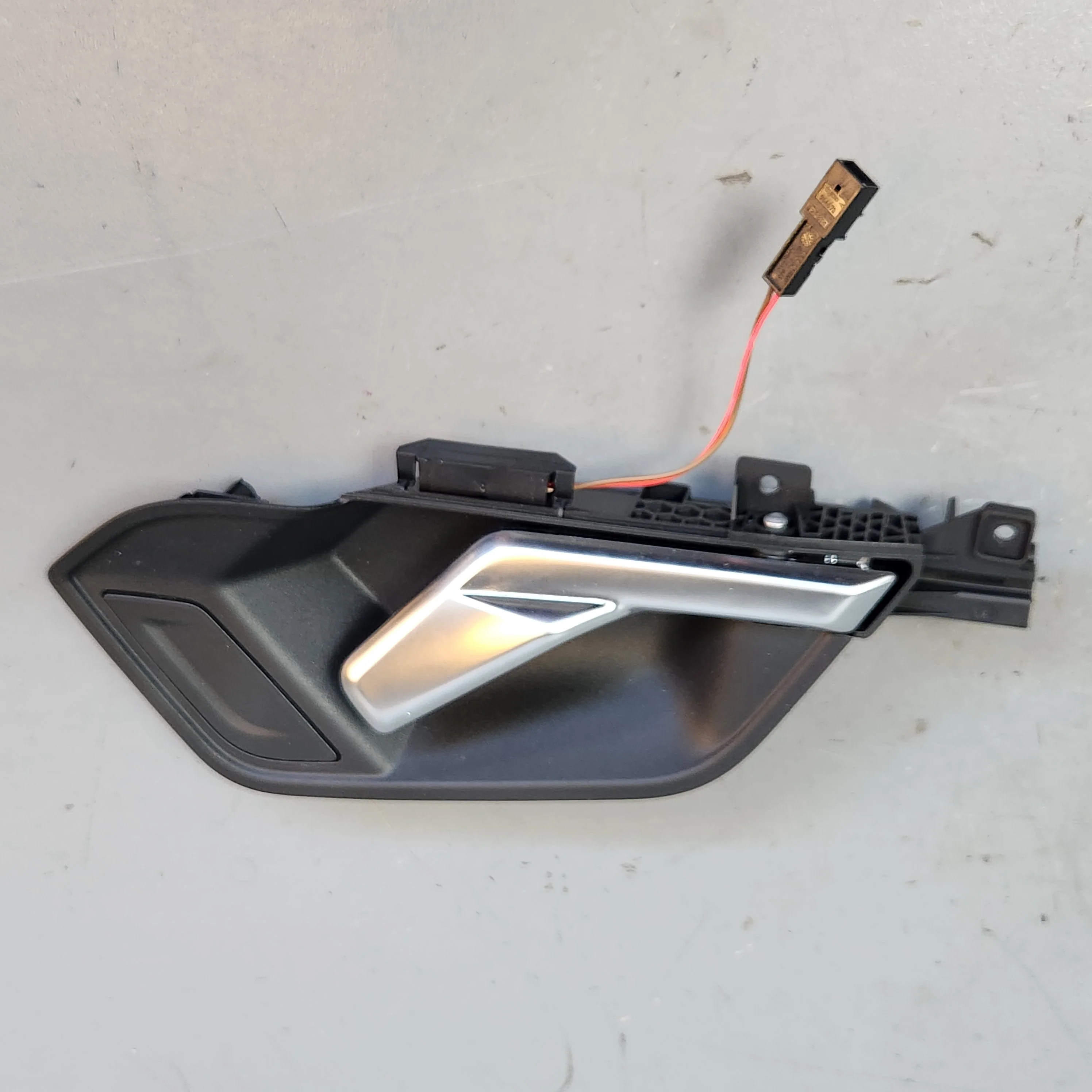 Audi Q3 RSQ3 F3 Right Side Interior Door Handle Pull Release Handle 83A837020G 4PK